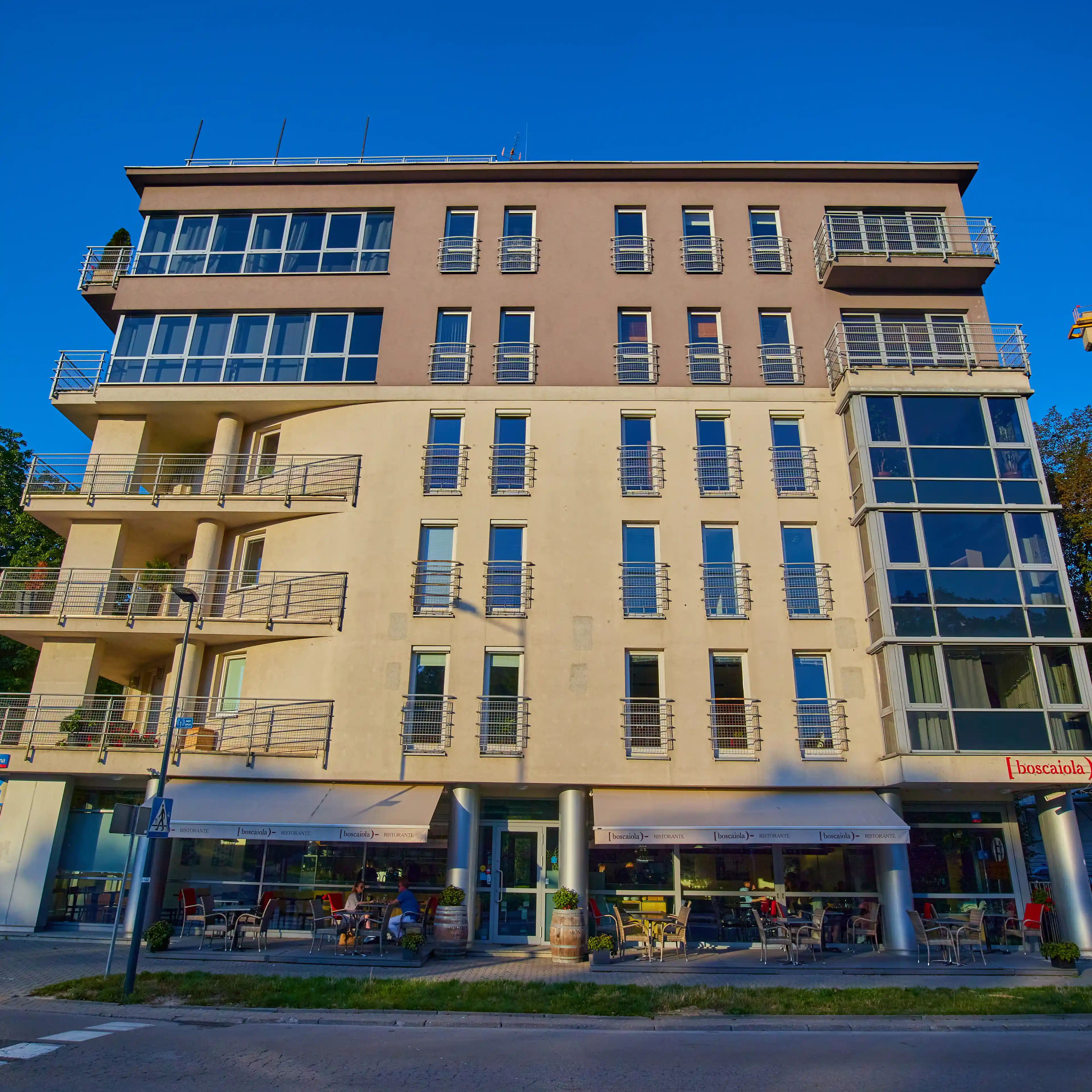 Powiśle Business Center, Wiślana 8, Warsaw, Centrum