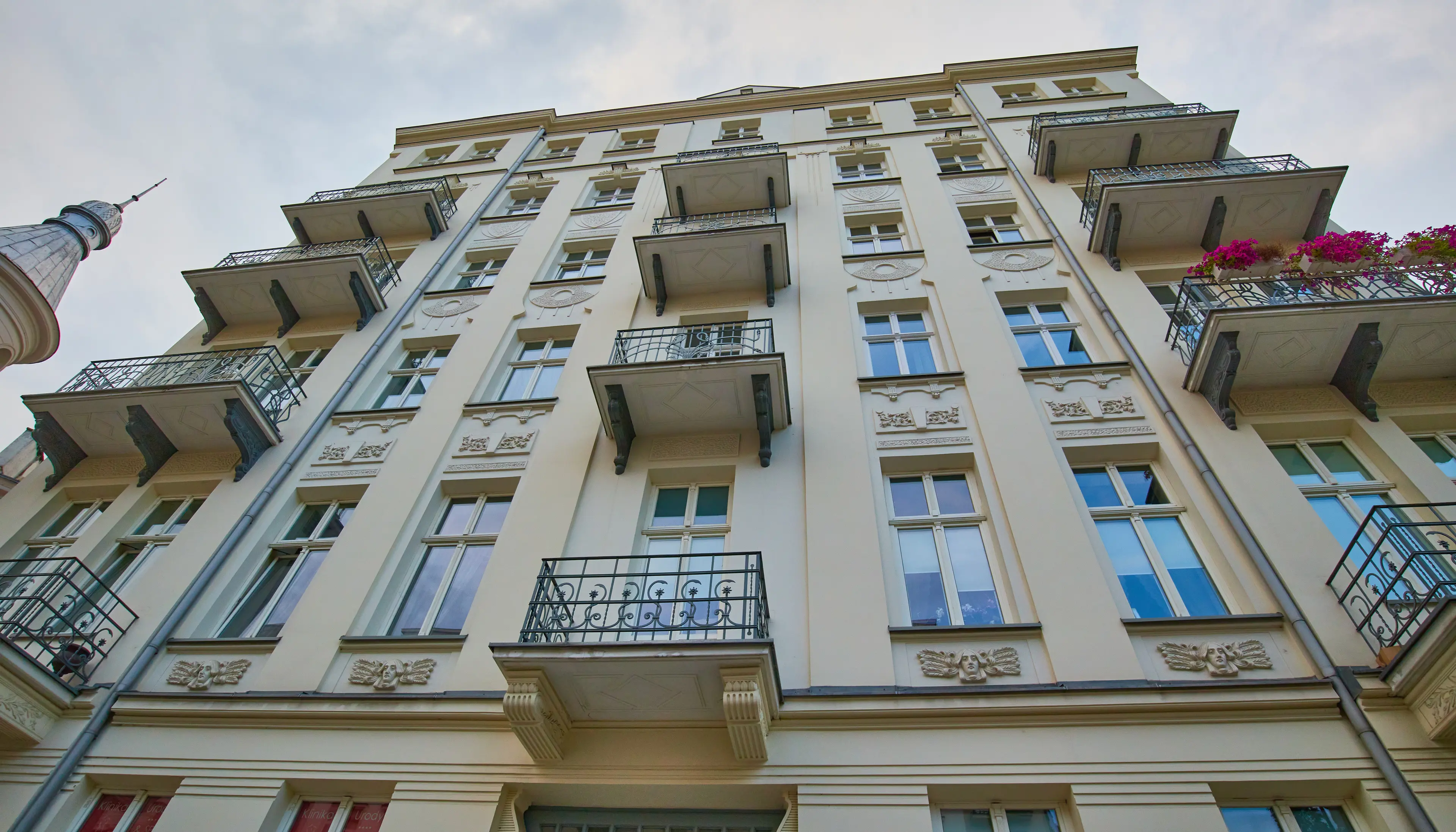 Szucha 3, al. Szucha 3, Warsaw, Centrum