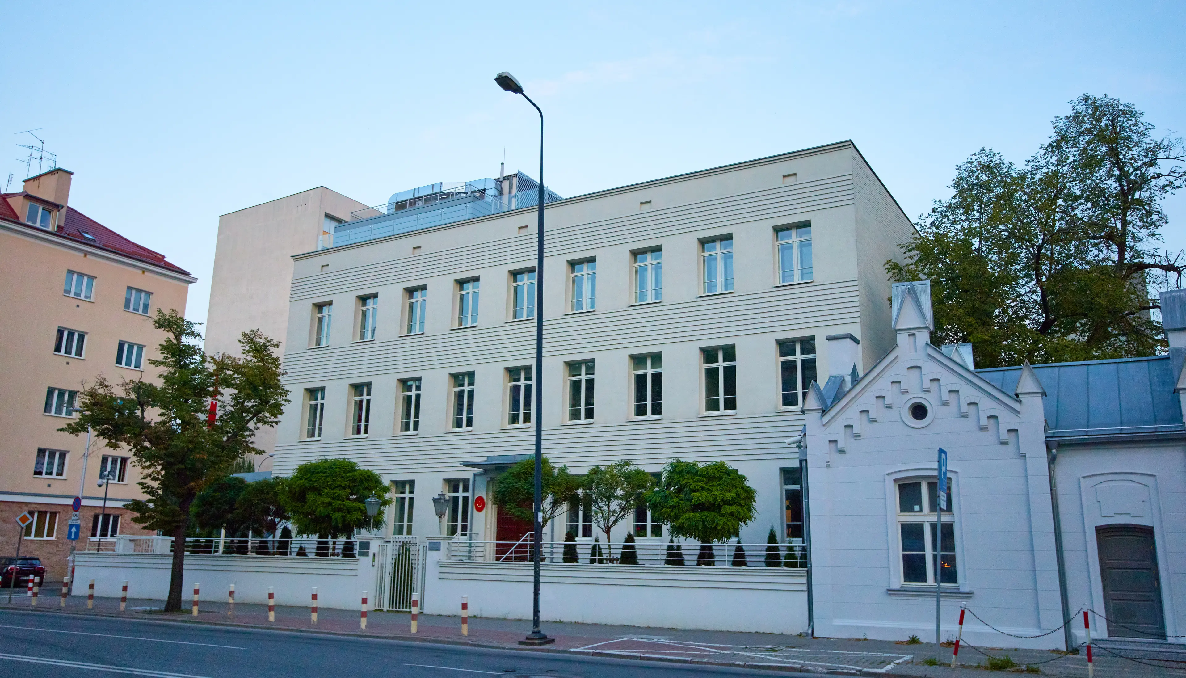 Rakowiecka 19, Rakowiecka 19, Warsaw, Mokotów