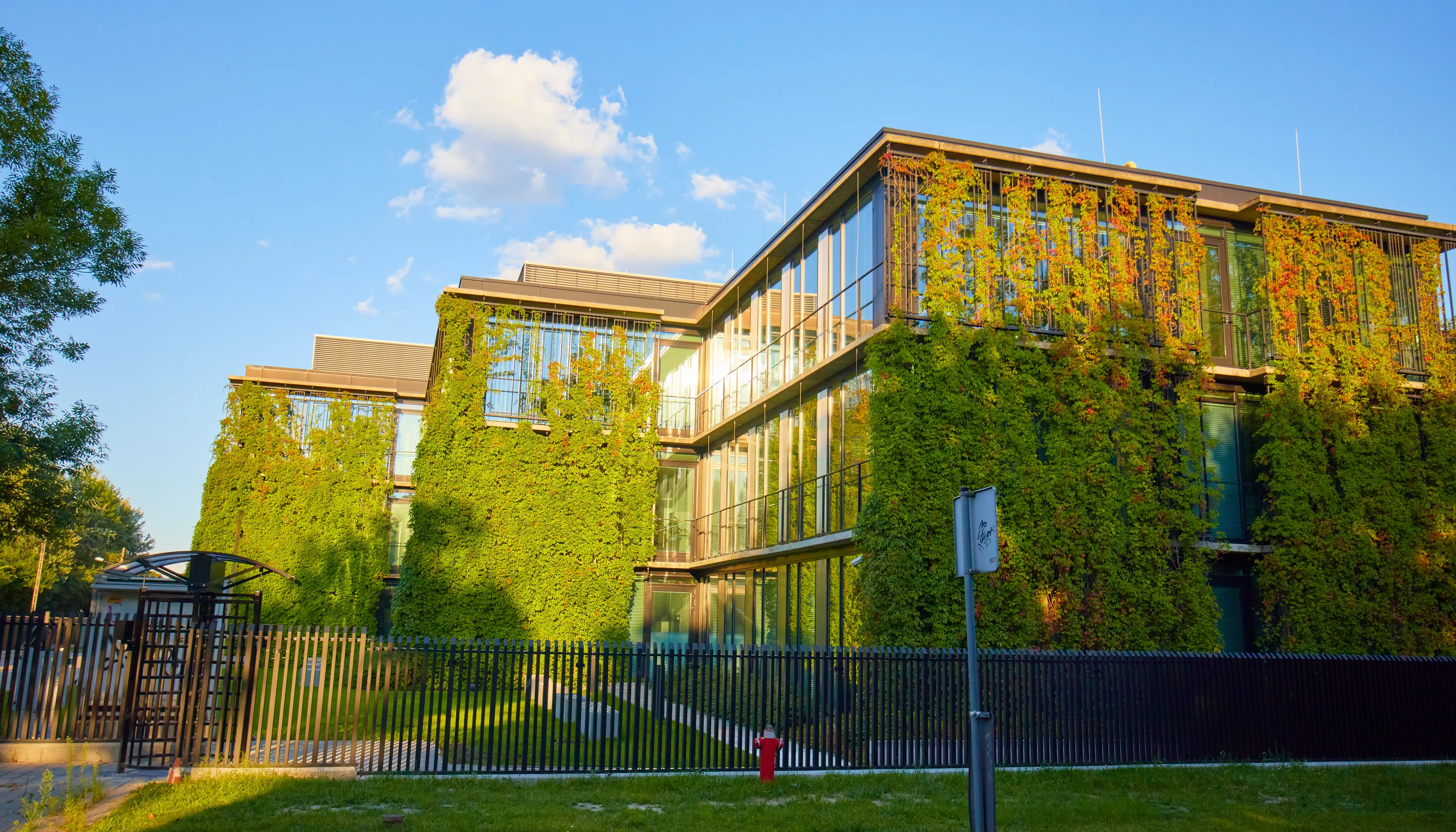 Cristal Park, Mszczonowska 4, Warszawa, Ochota i Włochy