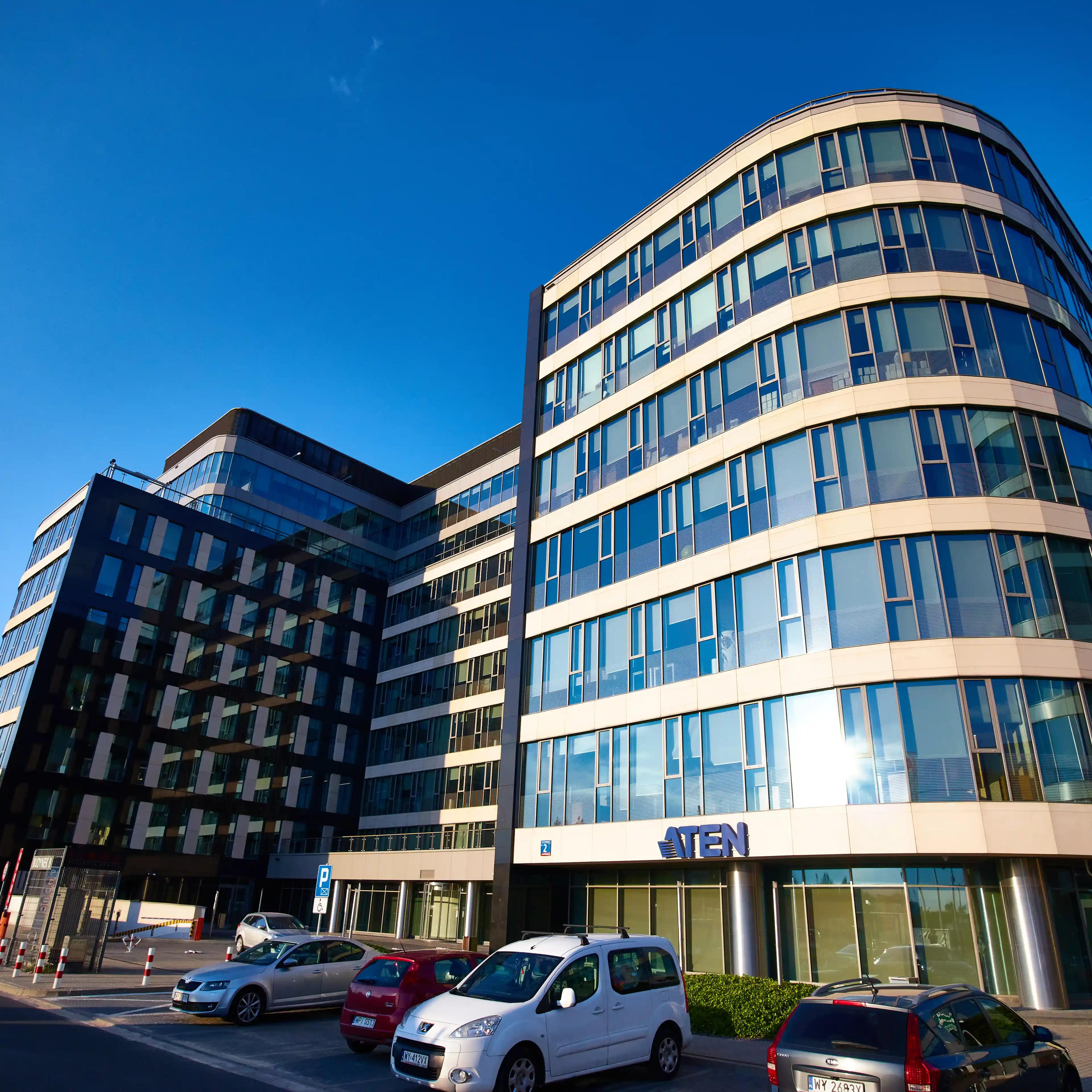 Libra Business Centre 1, Daimlera 2, Warszawa, Ochota i Włochy