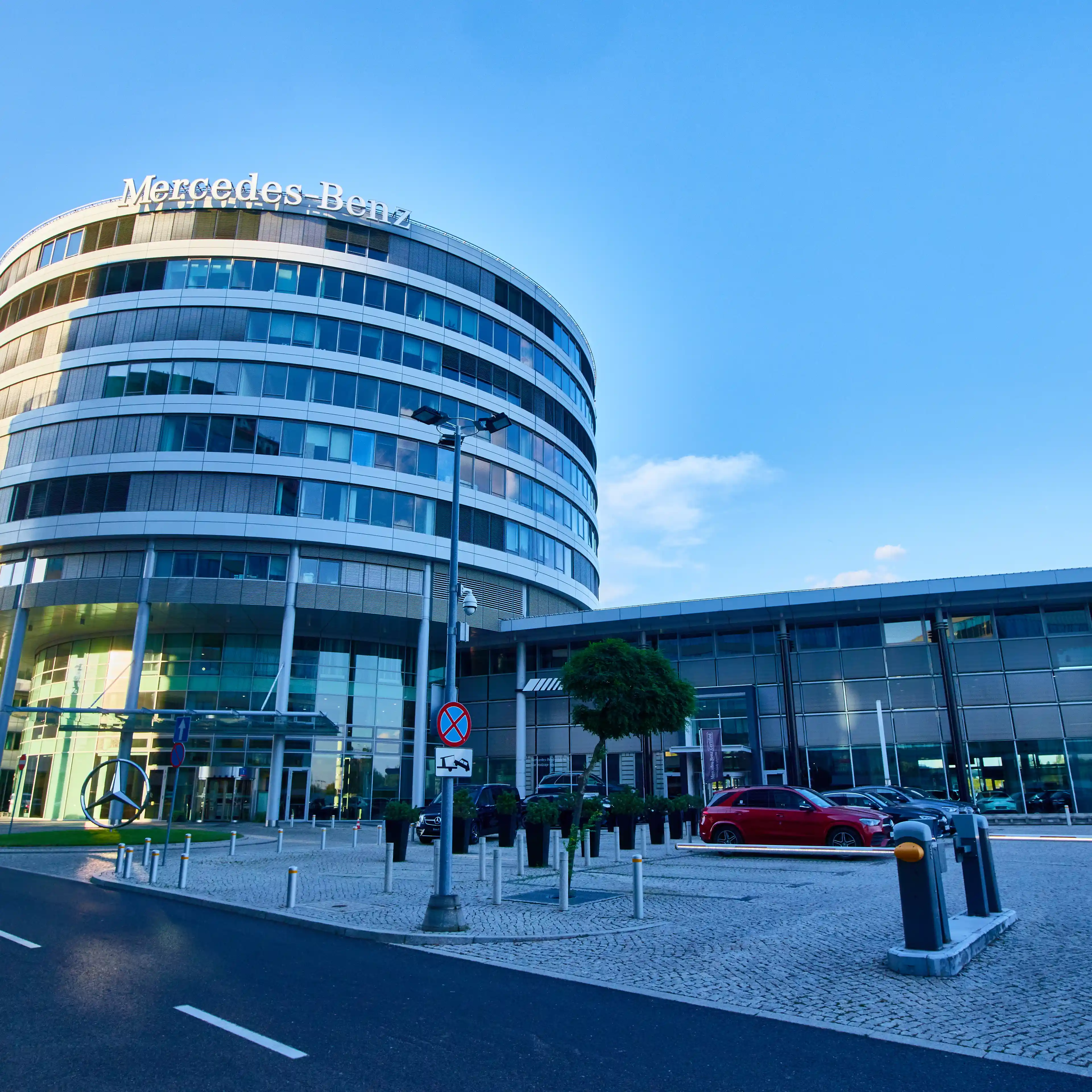 Libra Business Centre 2, Daimlera 1, Warsaw, Ochota i Włochy