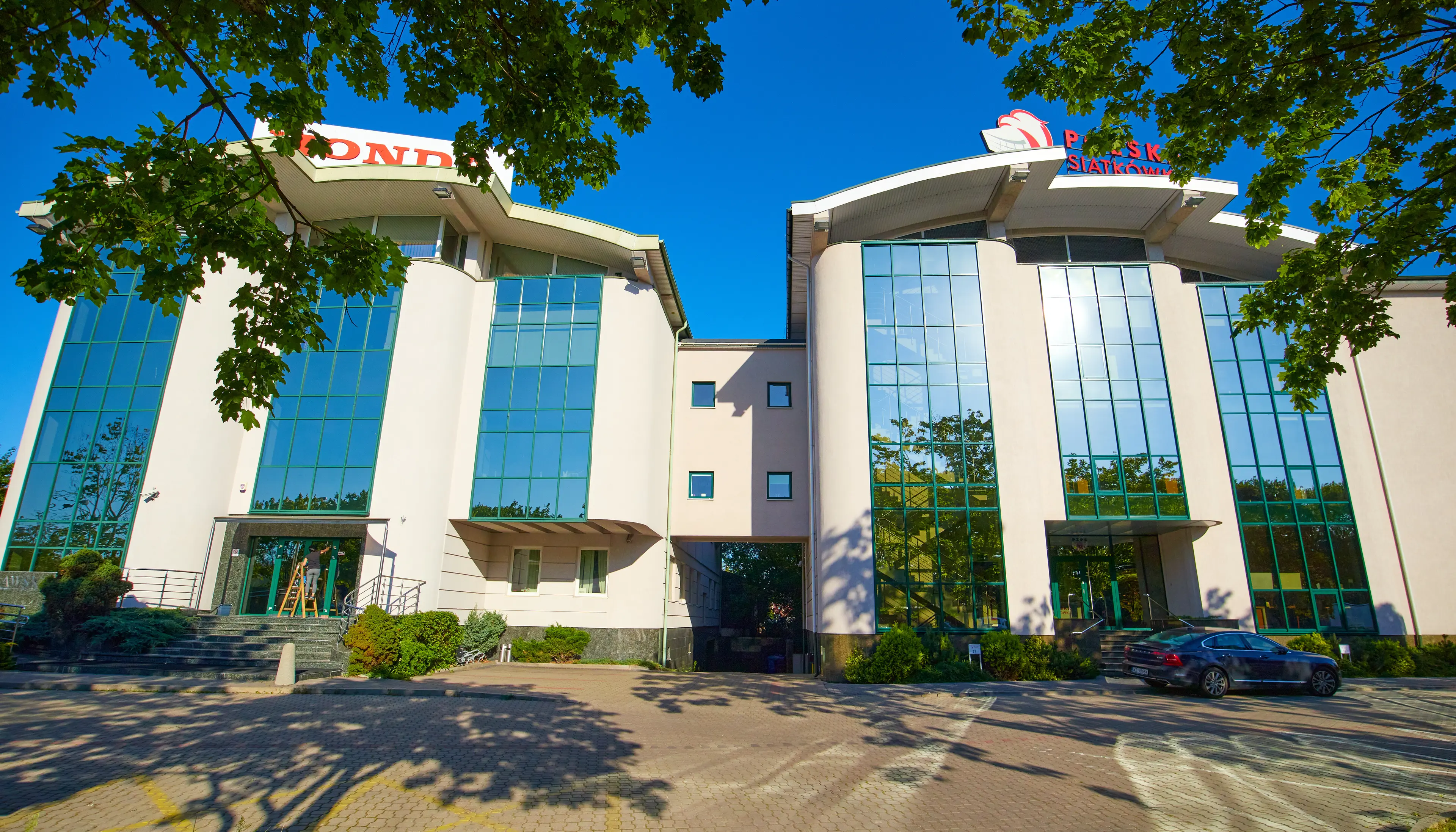 Honda HQ, Puławska 381, Warsaw, Ursynów