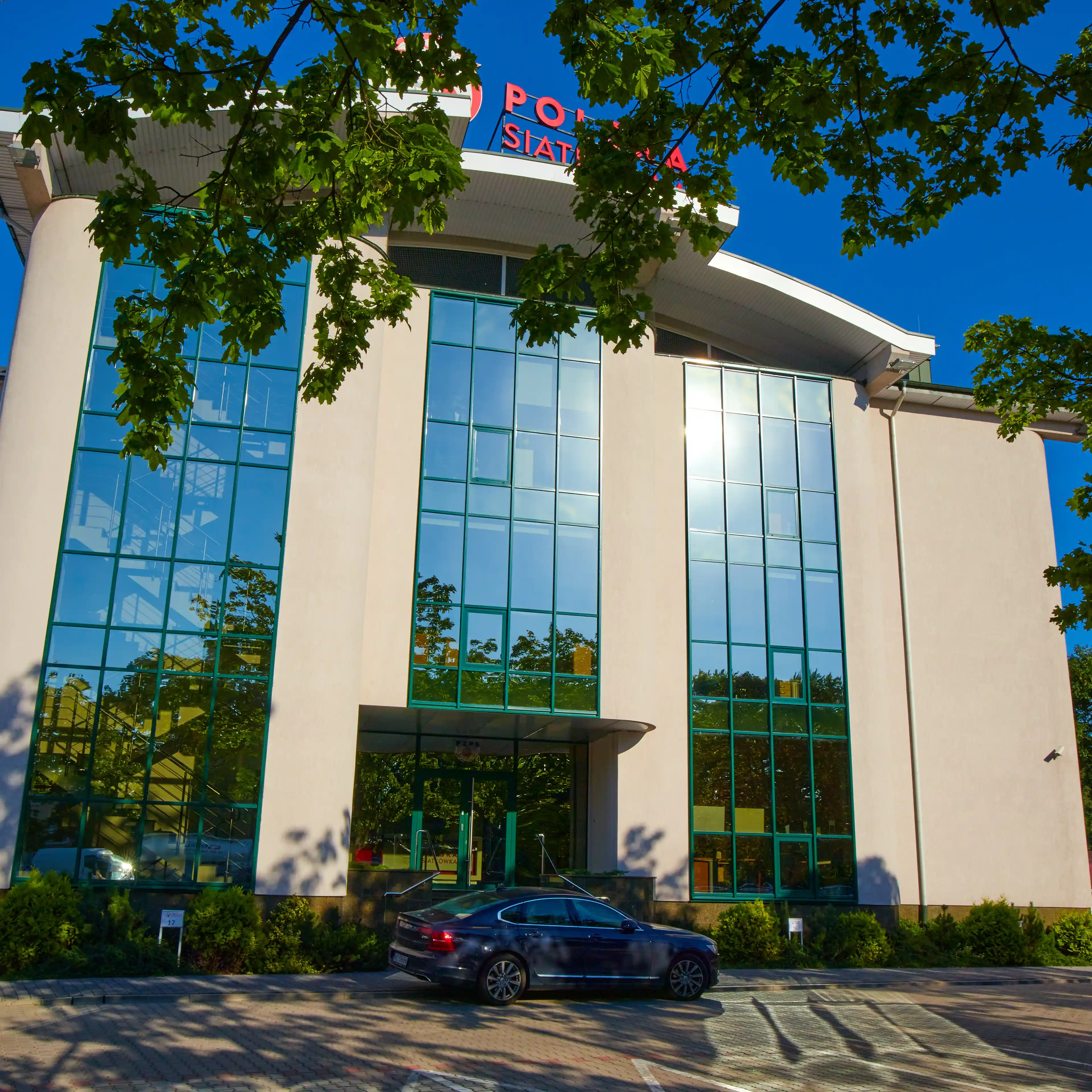 Honda HQ, Puławska 381, Warsaw, Ursynów