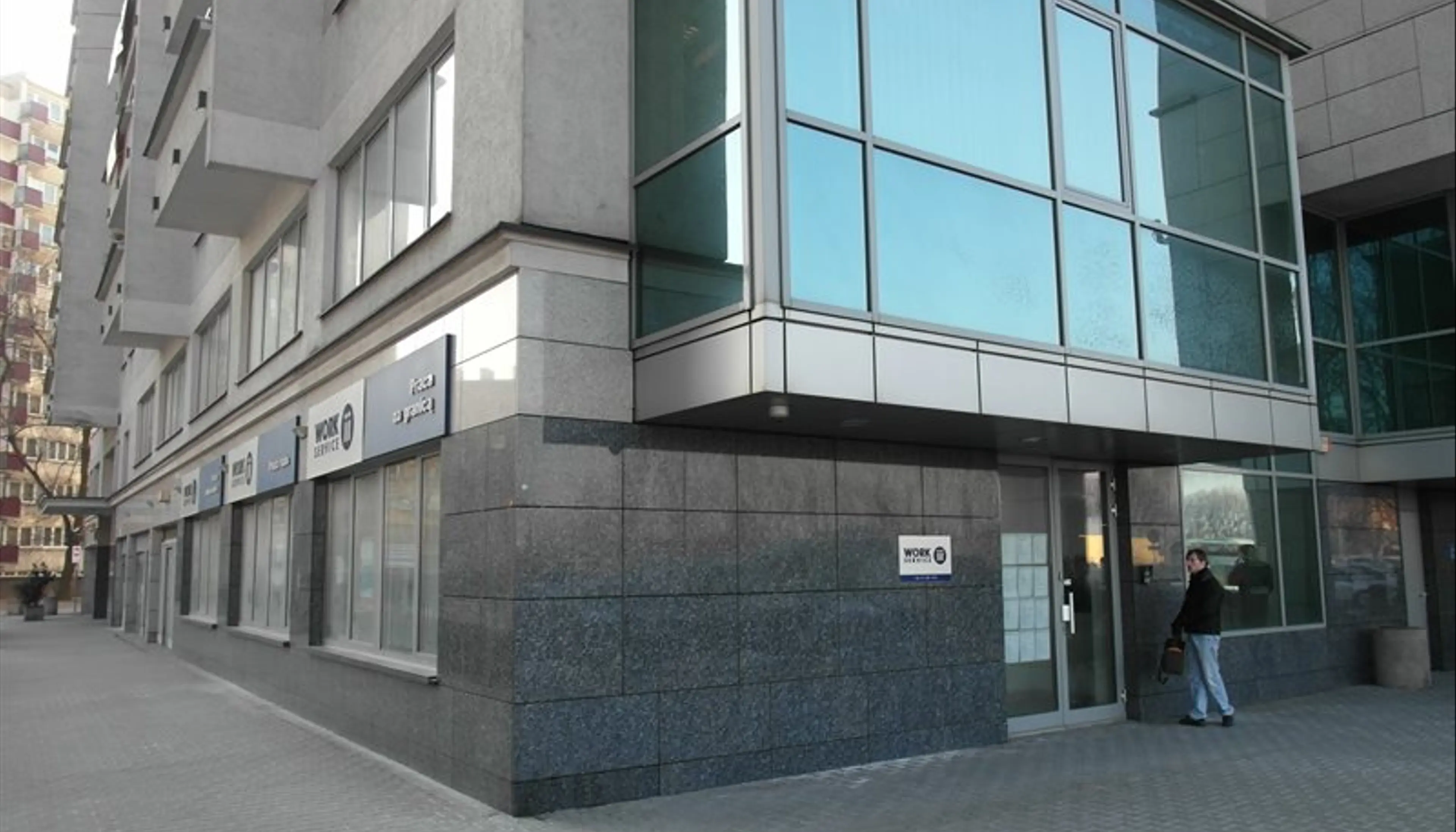 HDI Asekuracja HQ, Al. Jerozolimskie 133 A, Warszawa, Ochota i Włochy