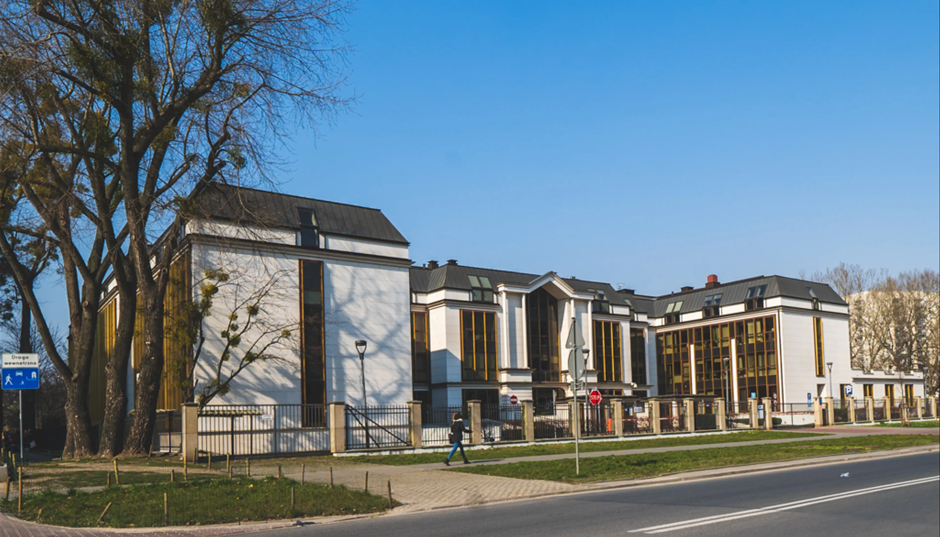 Jana Kazimierza 10, Jana Kazimierza 10, Warsaw, Wola