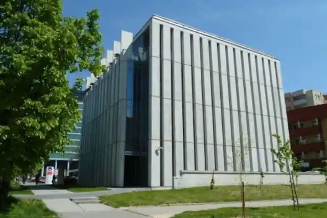 Zana House, Jana Sawy 2, Lublin, Rury