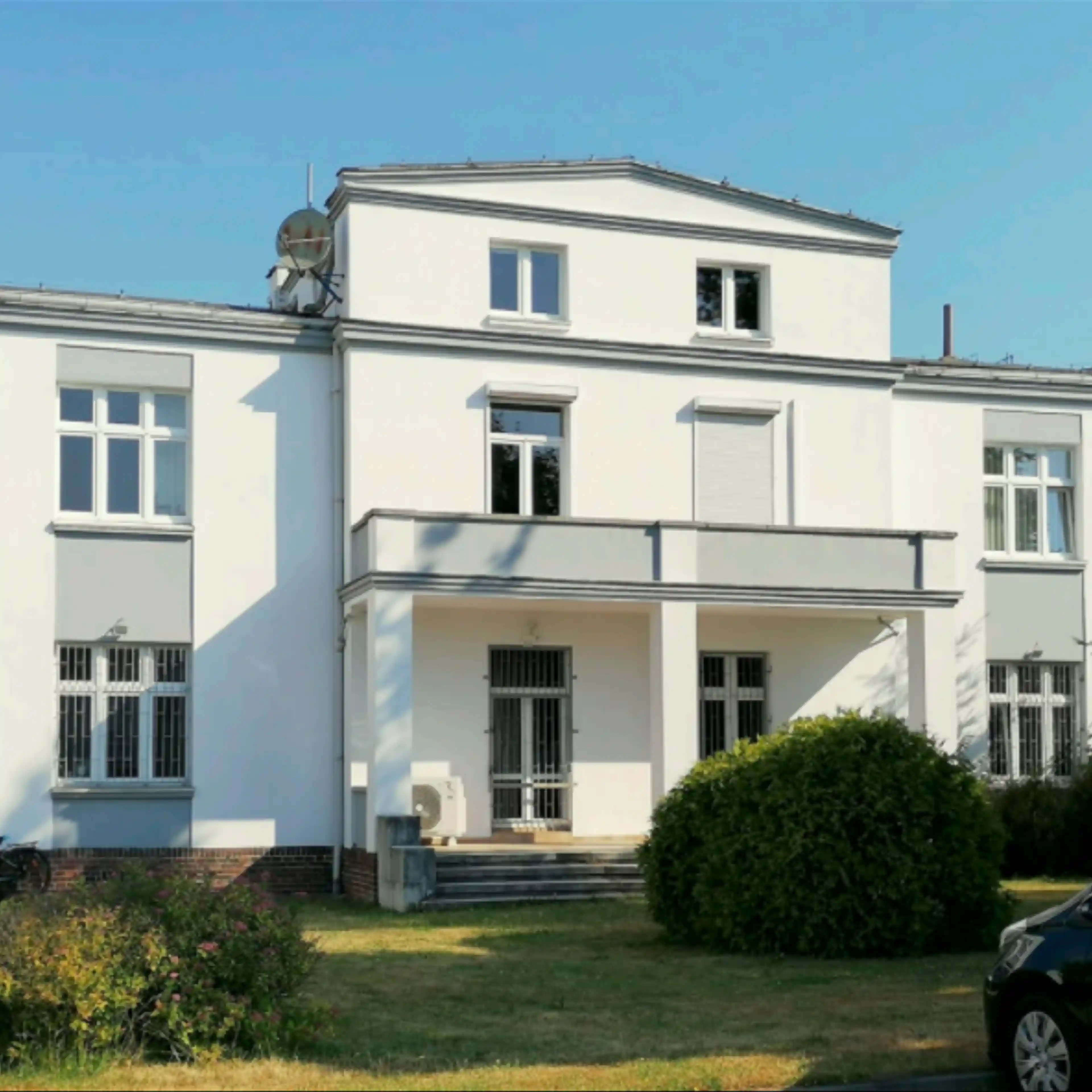 Koronkarska 8, Koronkarska 8, Poznań, Zawady