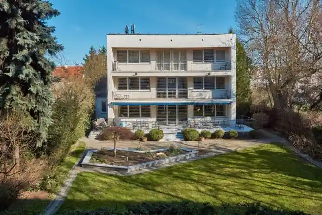 Lotaryńska 11, Lotaryńska 11, Warszawa, Praga