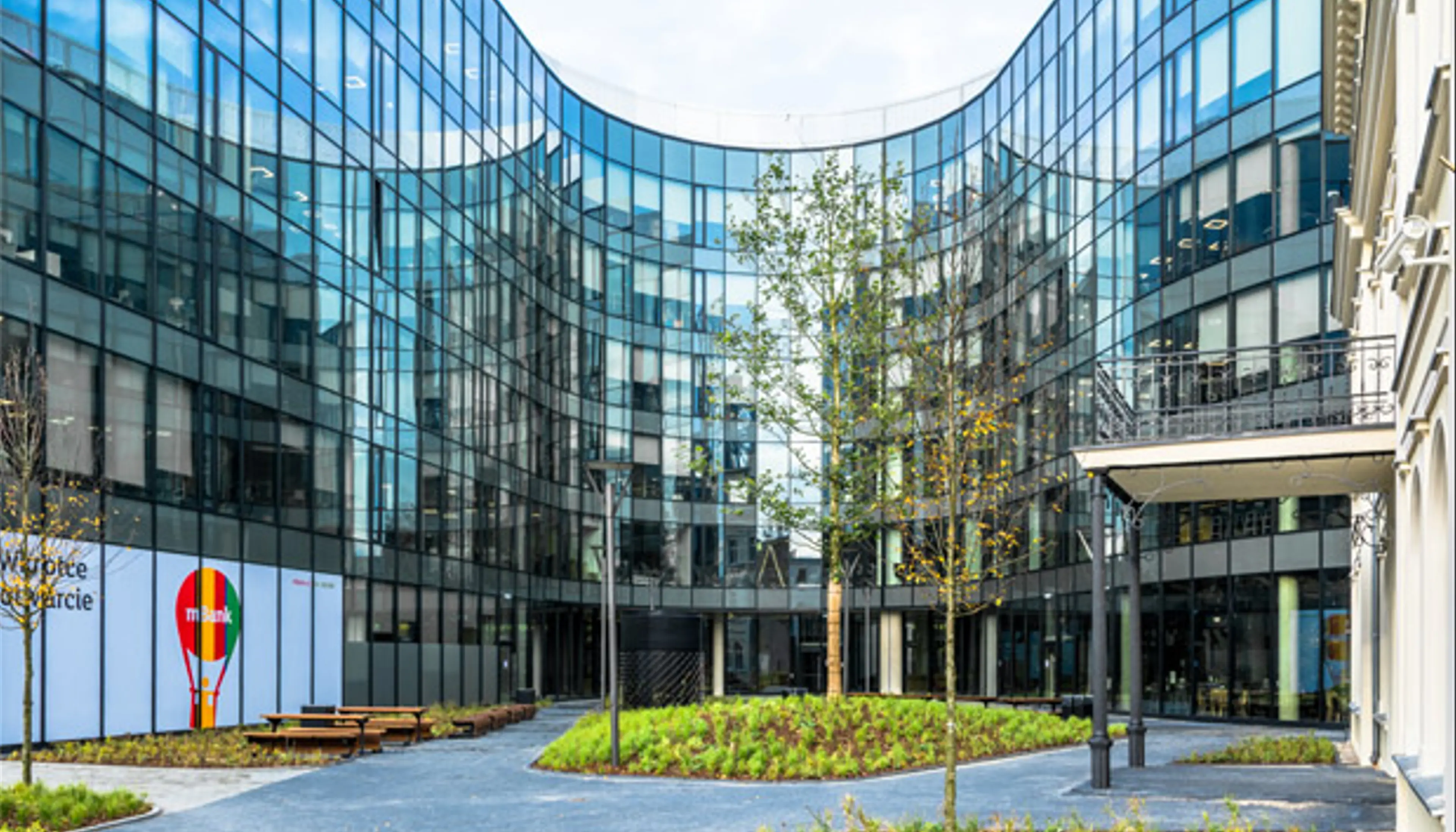 Przystanek mBank, Kilińskiego 74, Łódź, Śródmieście