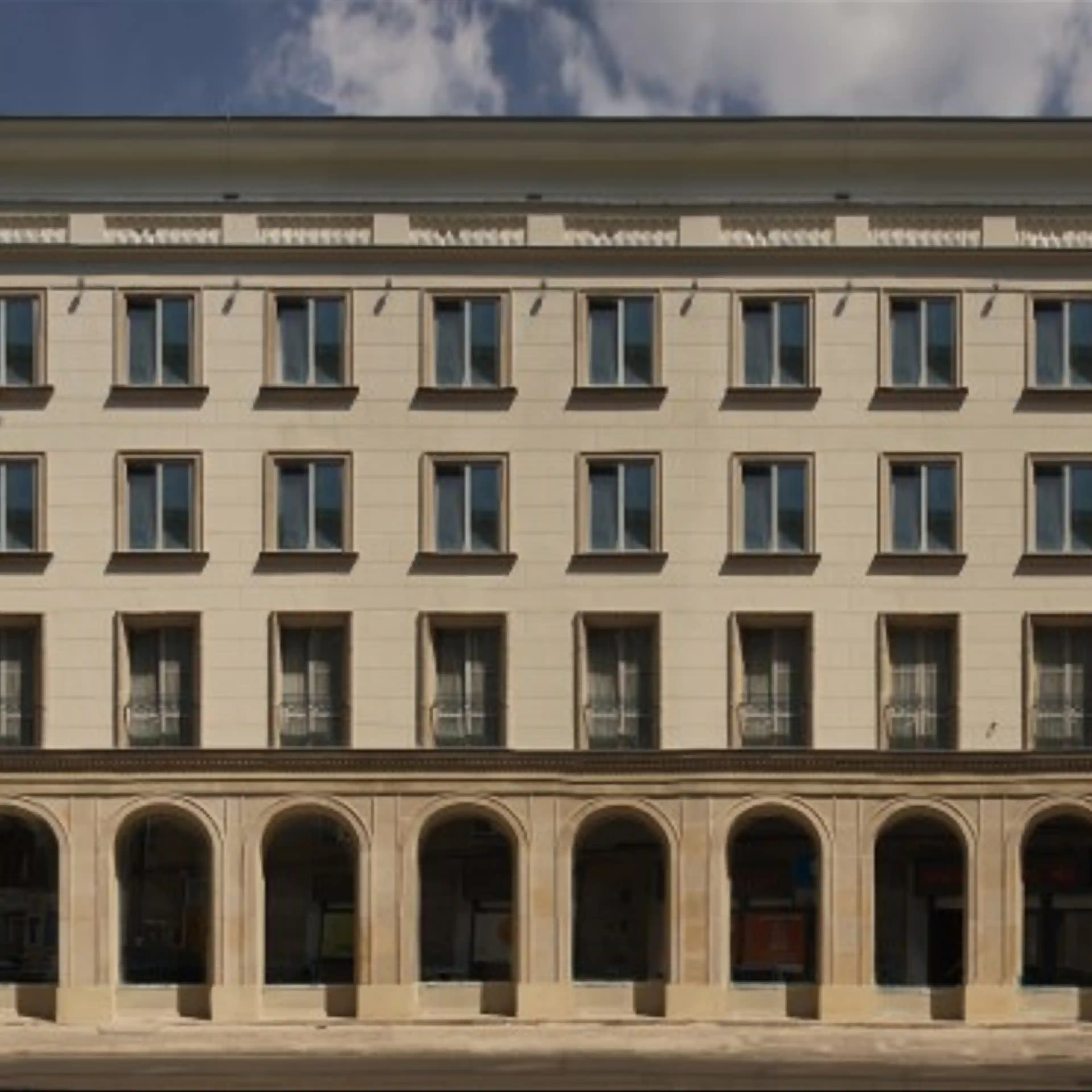 Mazowiecka 2/4, Mazowiecka 2/4, Warszawa, Centrum