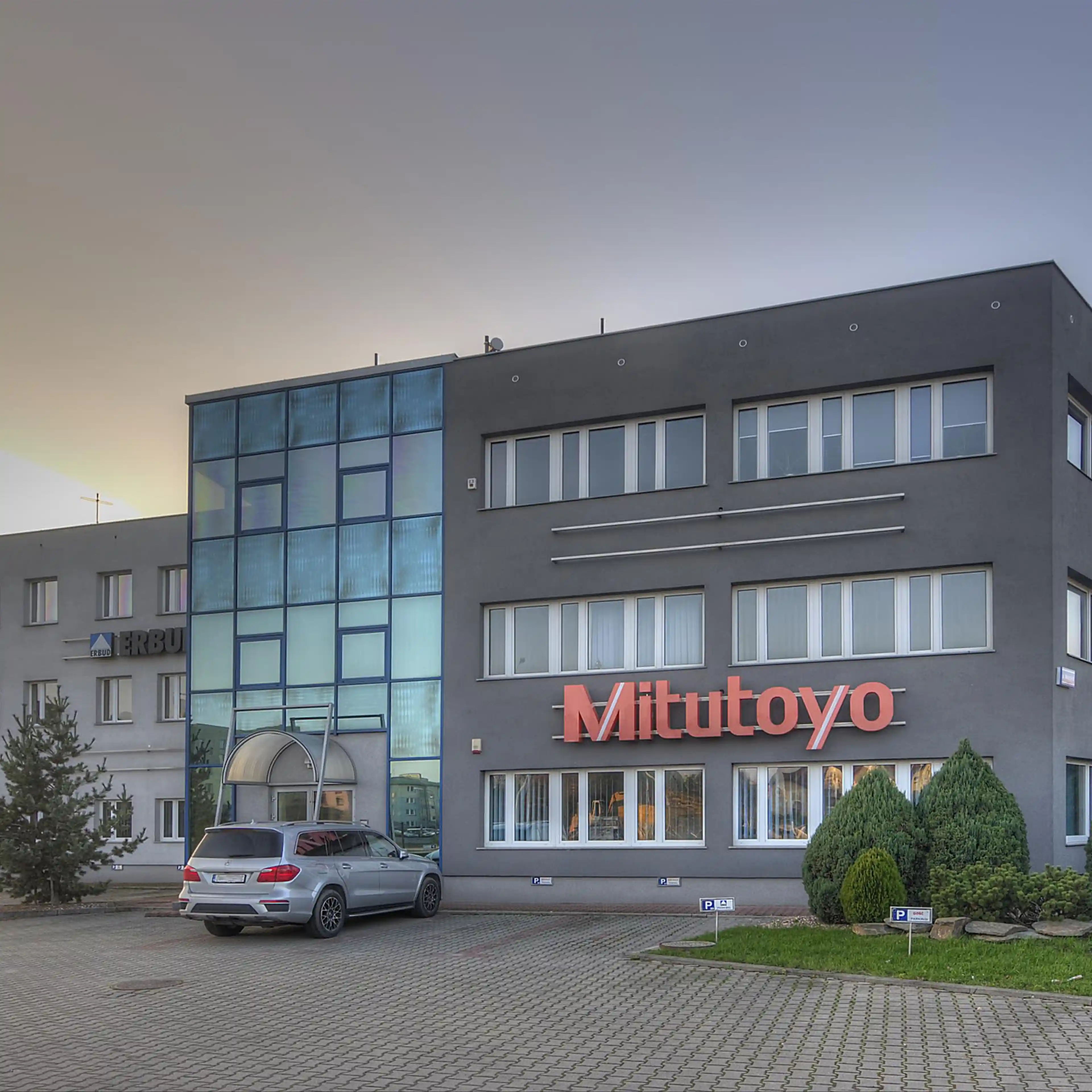 Mińska 54, Mińska 54-56, Wrocław, Muchobór Wielki