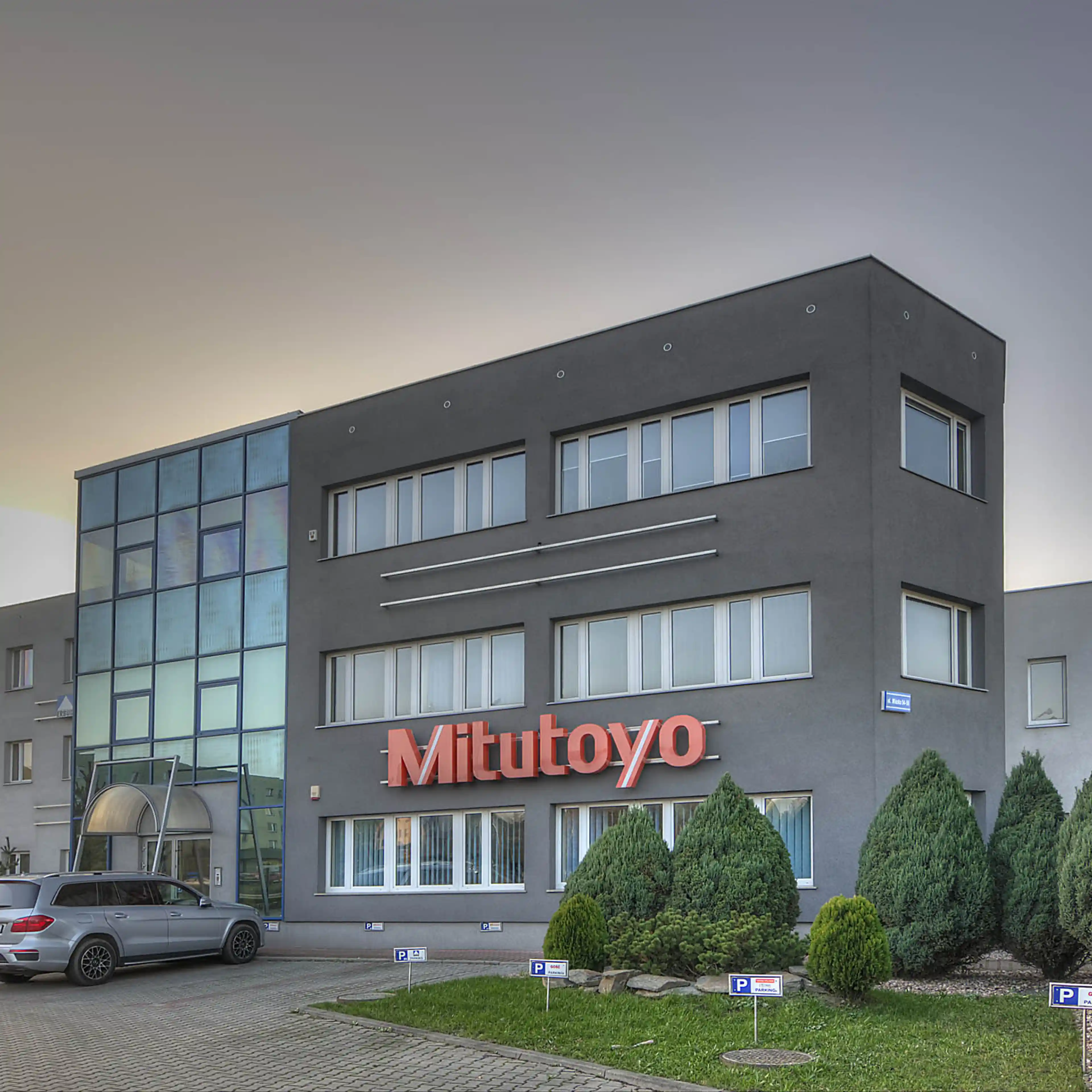 Mińska 54, Mińska 54-56, Wrocław, Muchobór Wielki