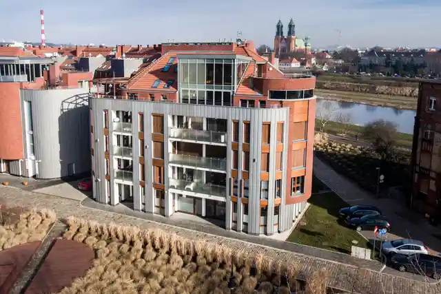 Nowa Sienna, Tylne Chaliszewo 23-25, Poznań, Stare Miasto