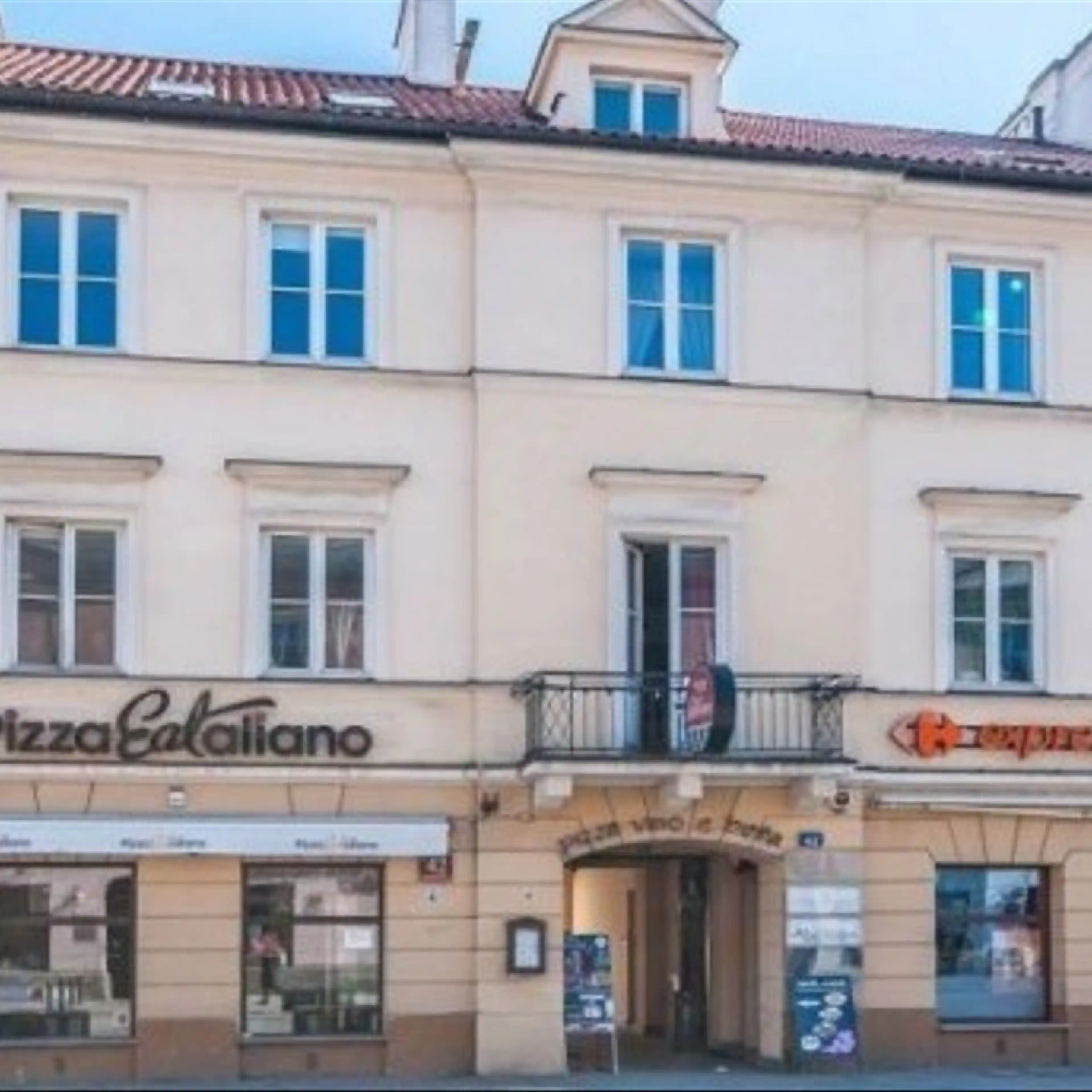 Nowy Świat 42, Nowy Świat 42, Warsaw, Centrum