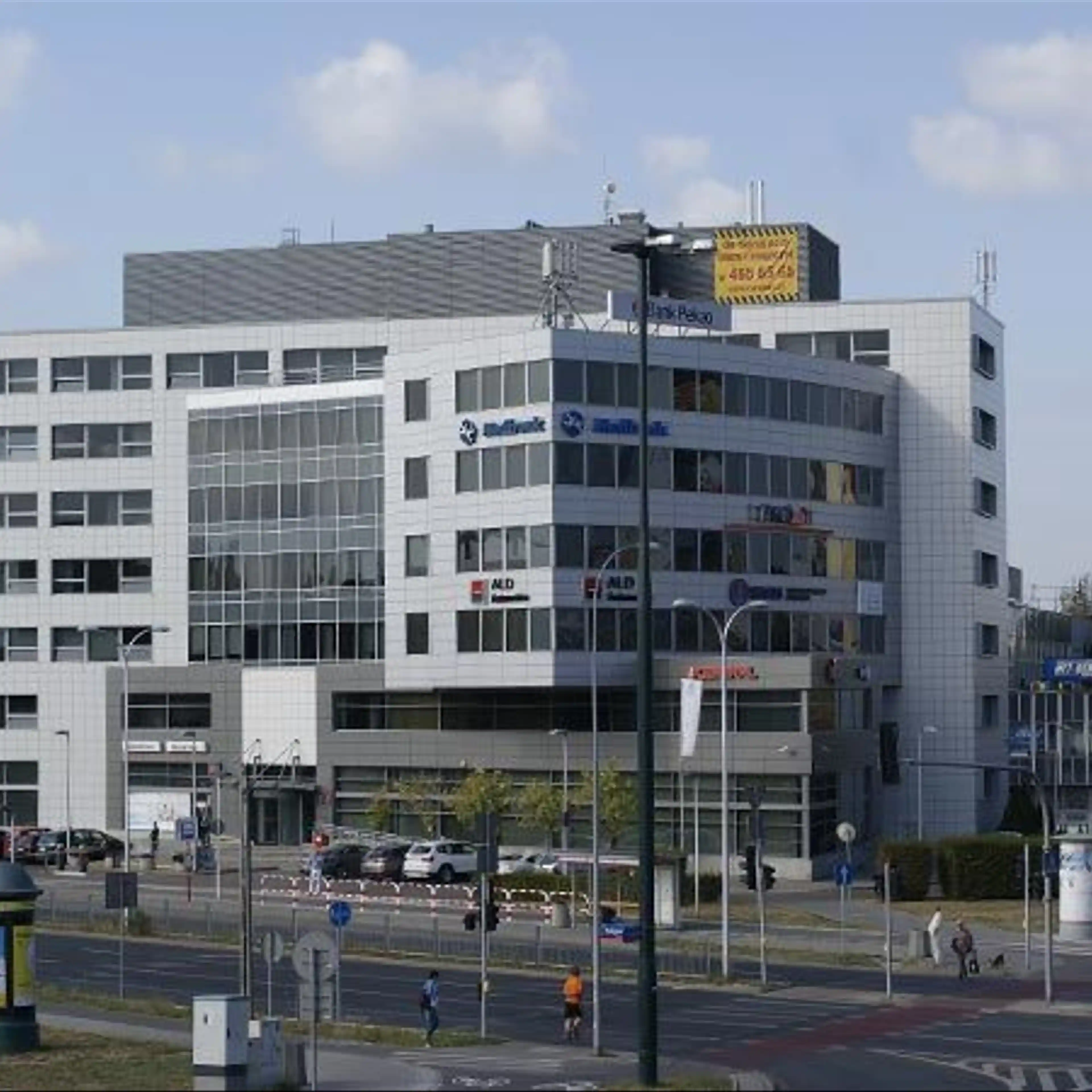 Centrum Biurowe Ostrobramska 101A, Ostrobramska 101 A, Warsaw, Praga