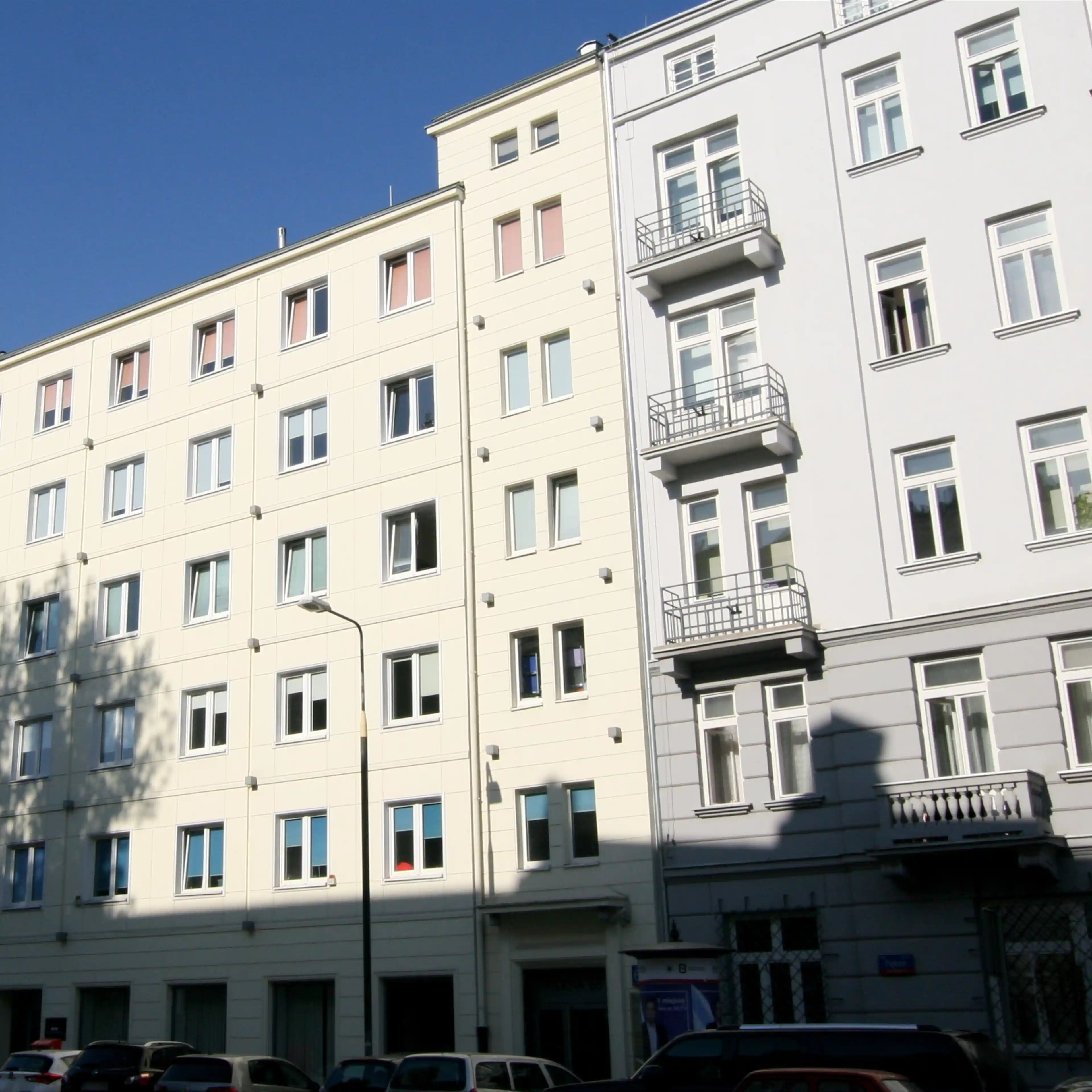 Piękna 68, Piękna 68, Warsaw, Centrum