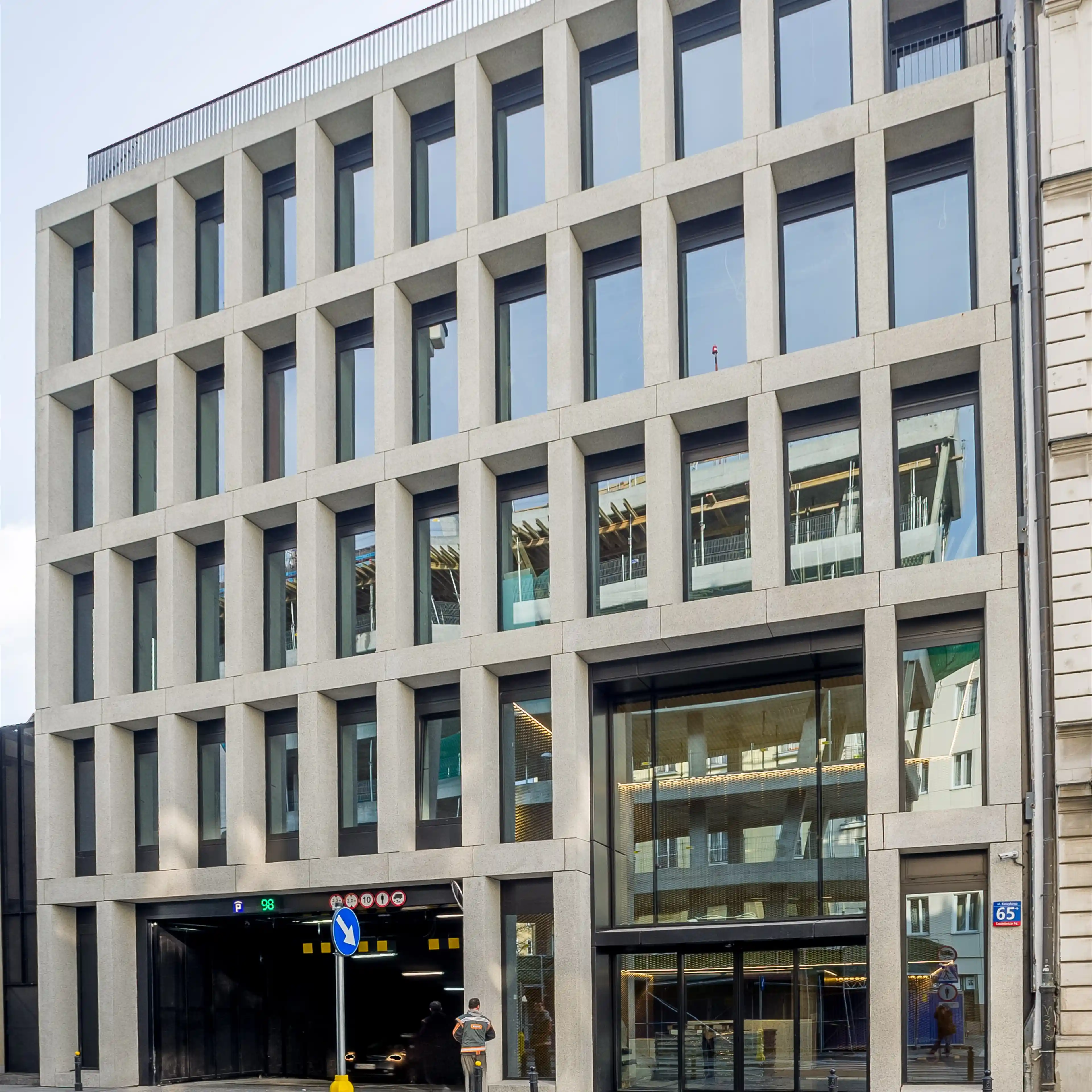 Hala Koszyki budynek K65 (bud. B), Koszykowa 65, Warsaw, Centrum