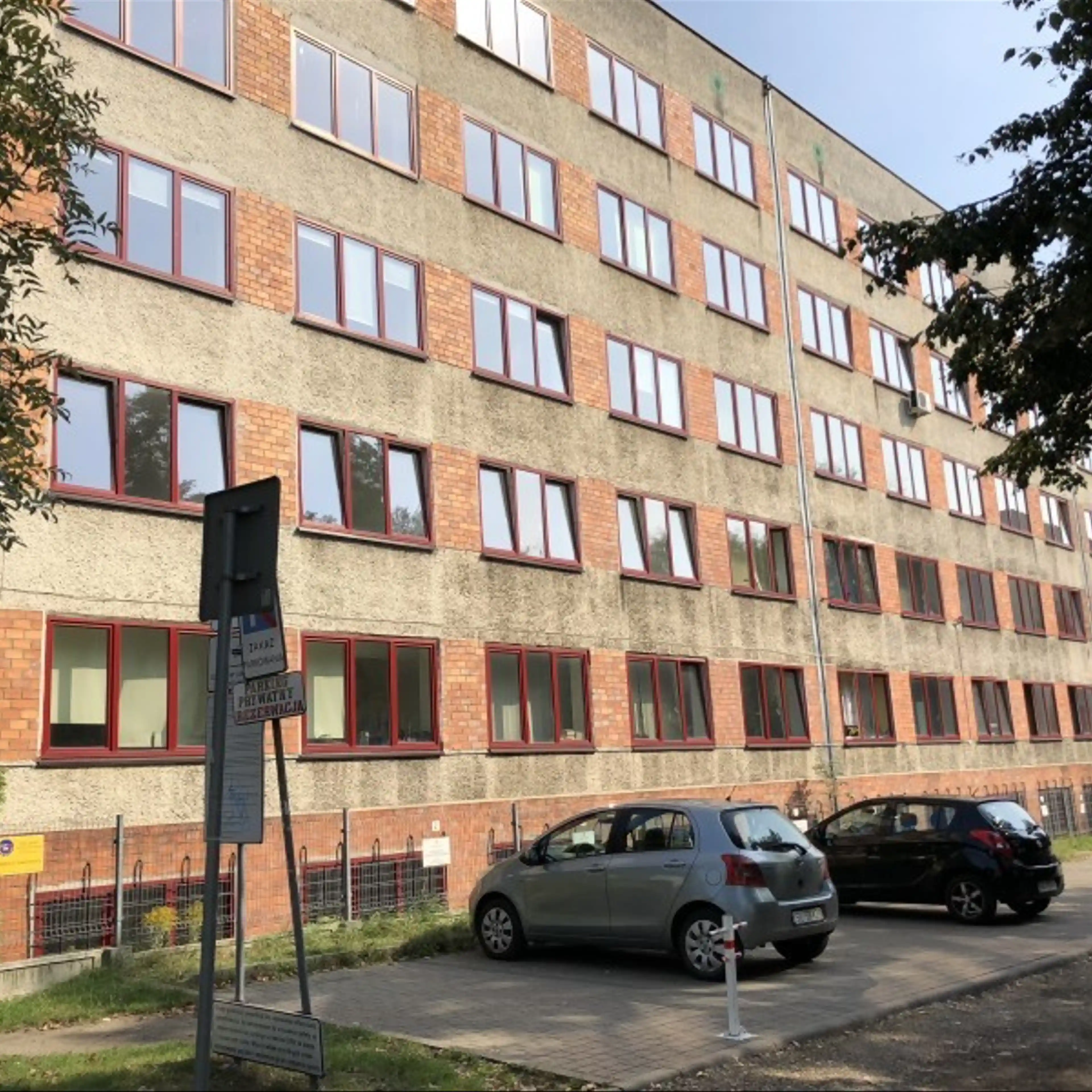 Rolna 43, Rolna 43, Katowice, Brynów