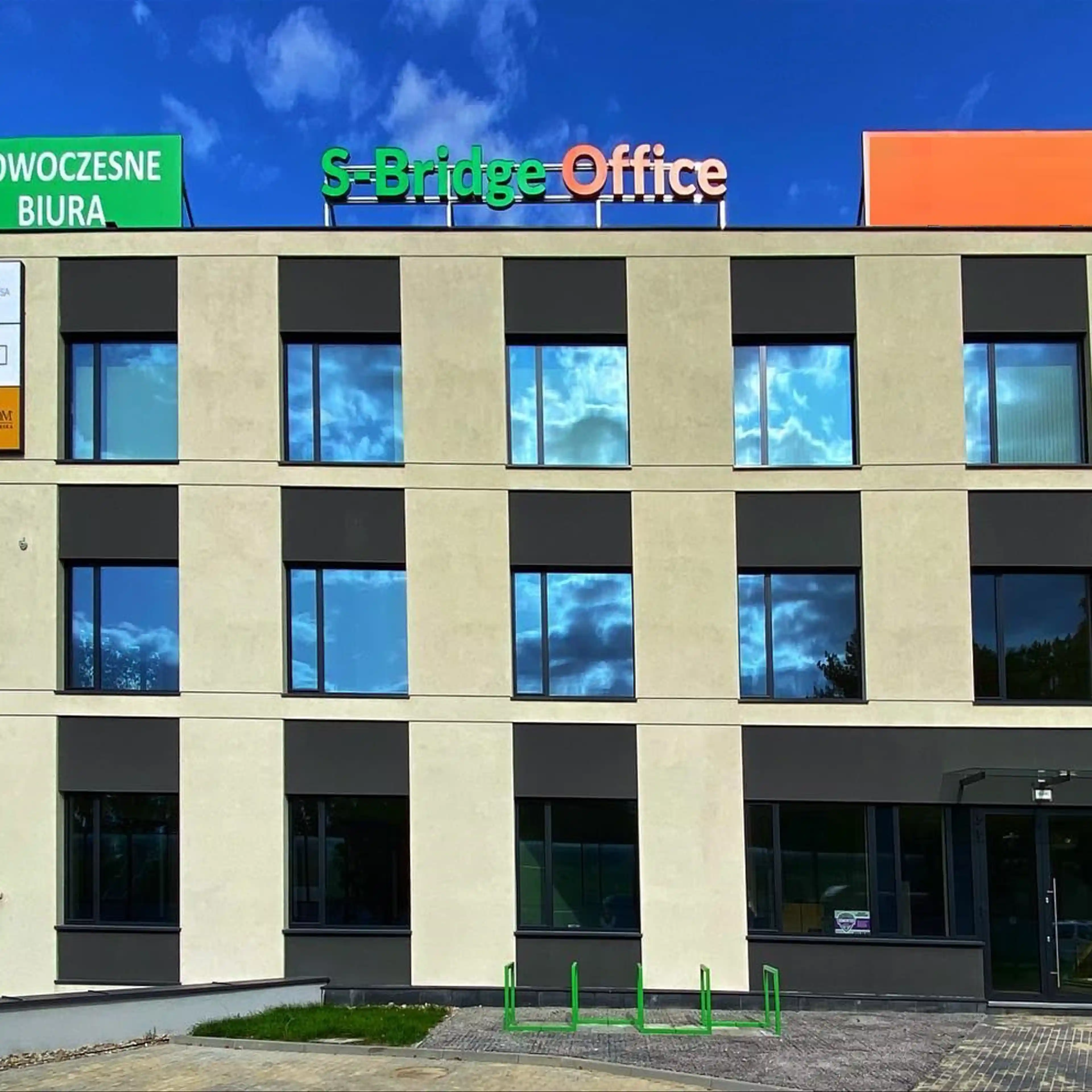 S-Bridge Office Park A1, Wał Miedzeszyński 606/608, Warsaw, Wawer