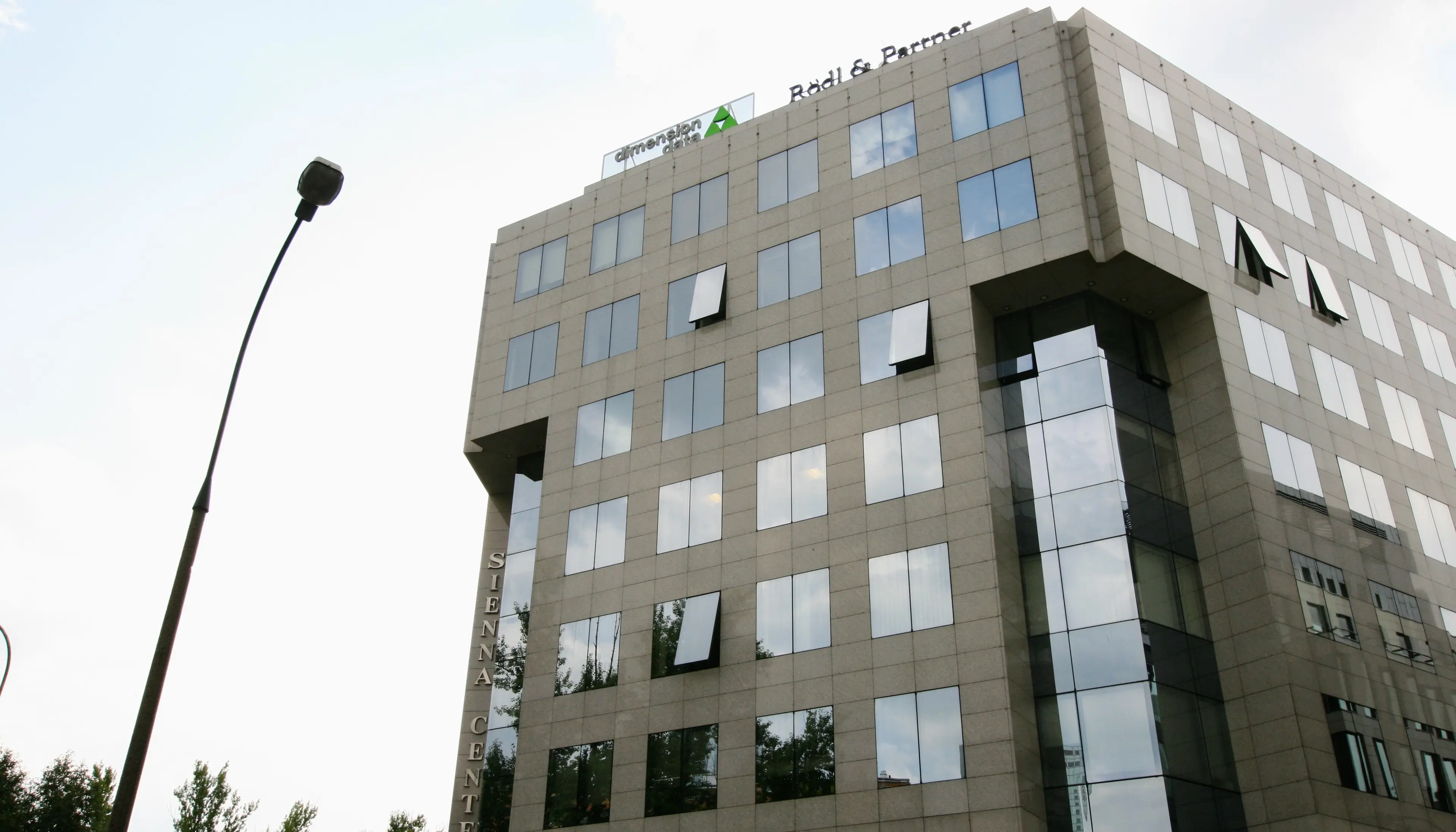 Sienna Center, Sienna 73/75, Warsaw, Centrum