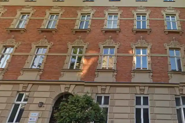 Sarego 18 - Biura serwisowane, Sarego 18, Kraków, Śródmieście