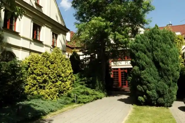 MON PLAISIR, Śmiała 26, Warszawa, Żoliborz