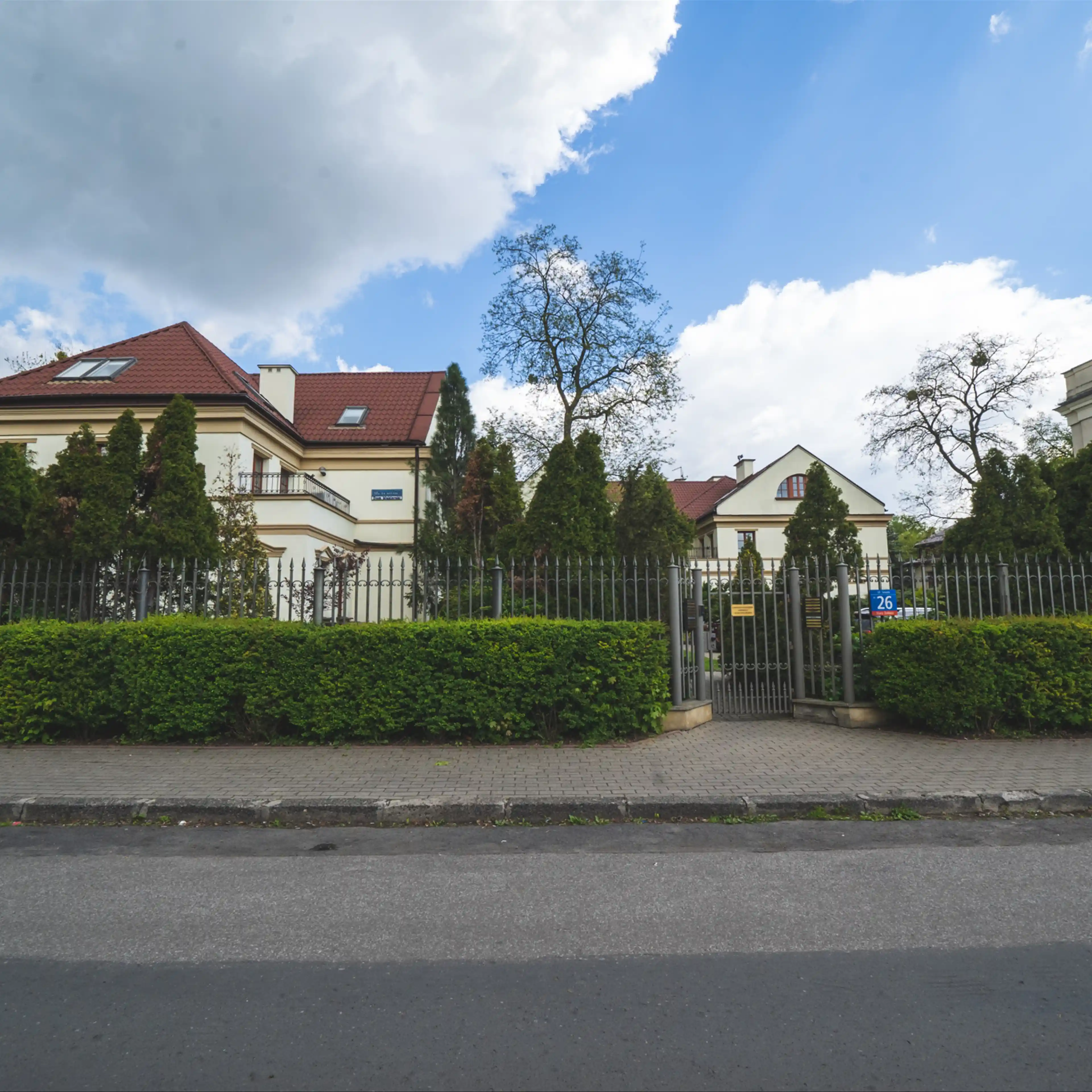 MON PLAISIR, Śmiała 26, Warszawa, Żoliborz