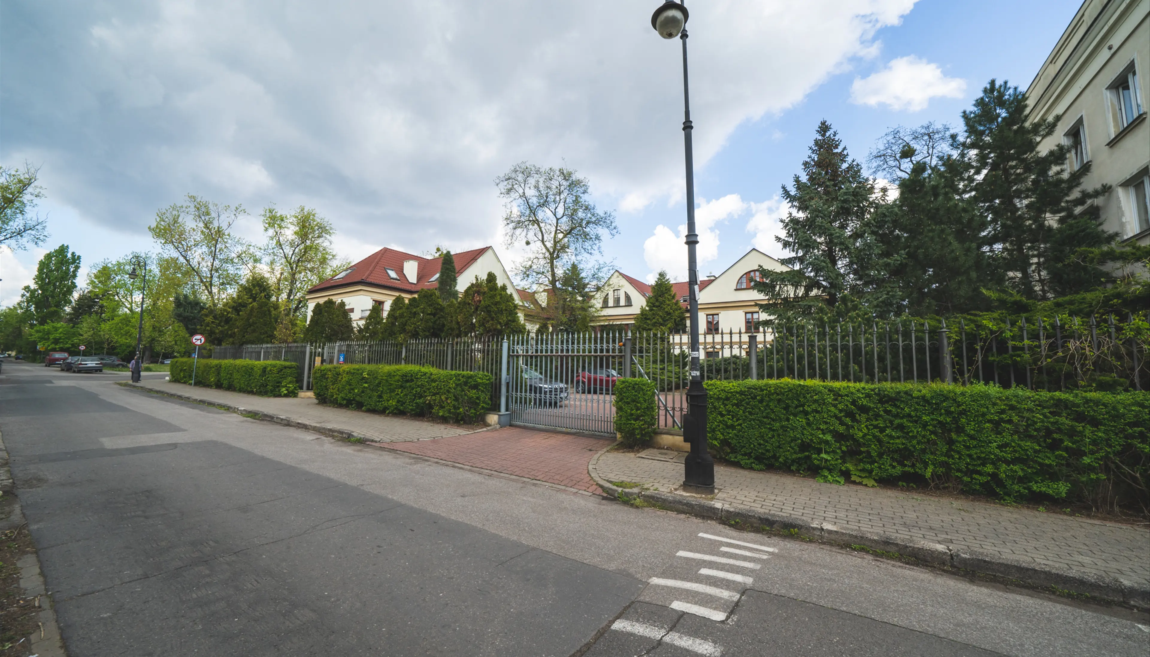 MON PLAISIR, Śmiała 26, Warsaw, Żoliborz