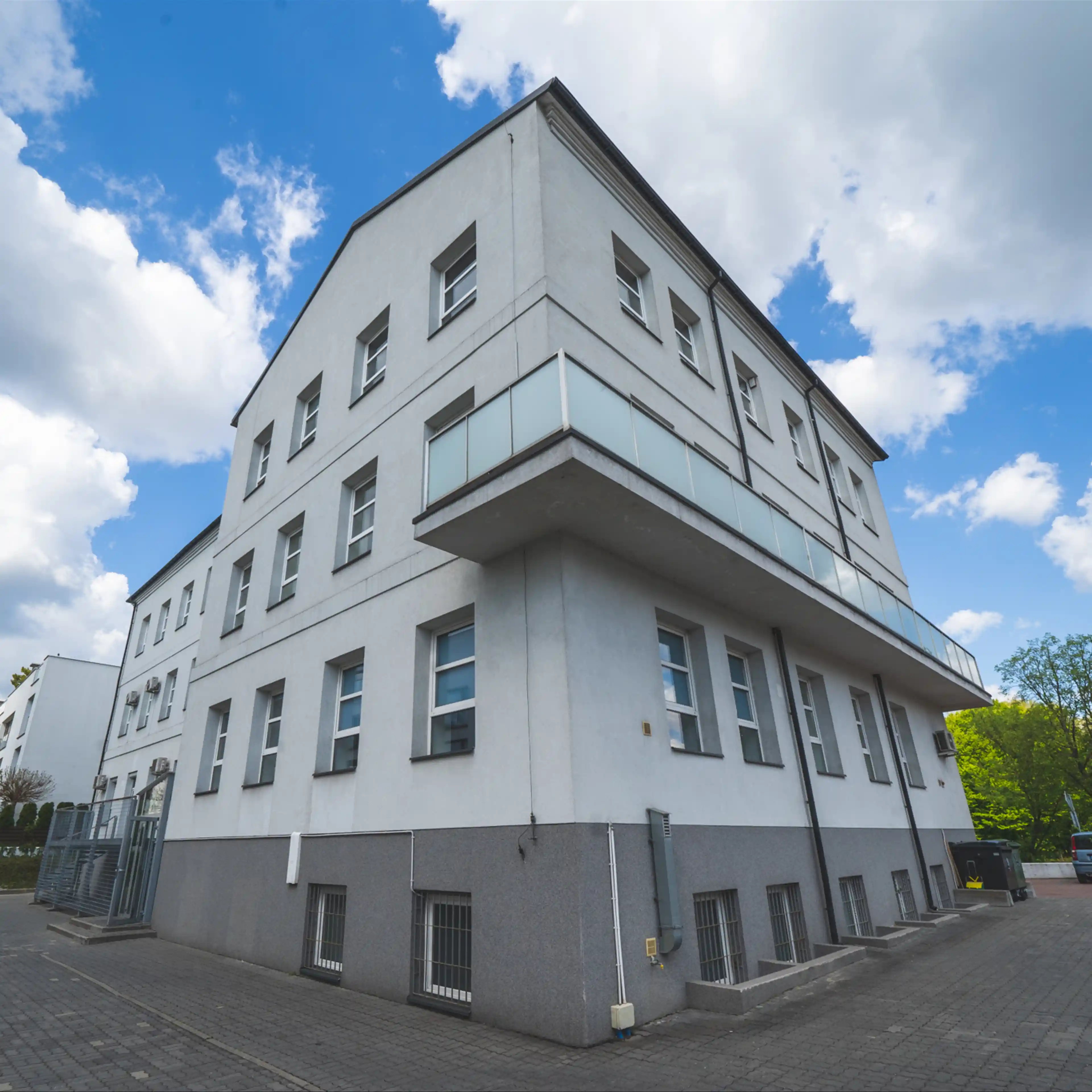 Solaris, Gwiaździsta 71, Warszawa, Żoliborz