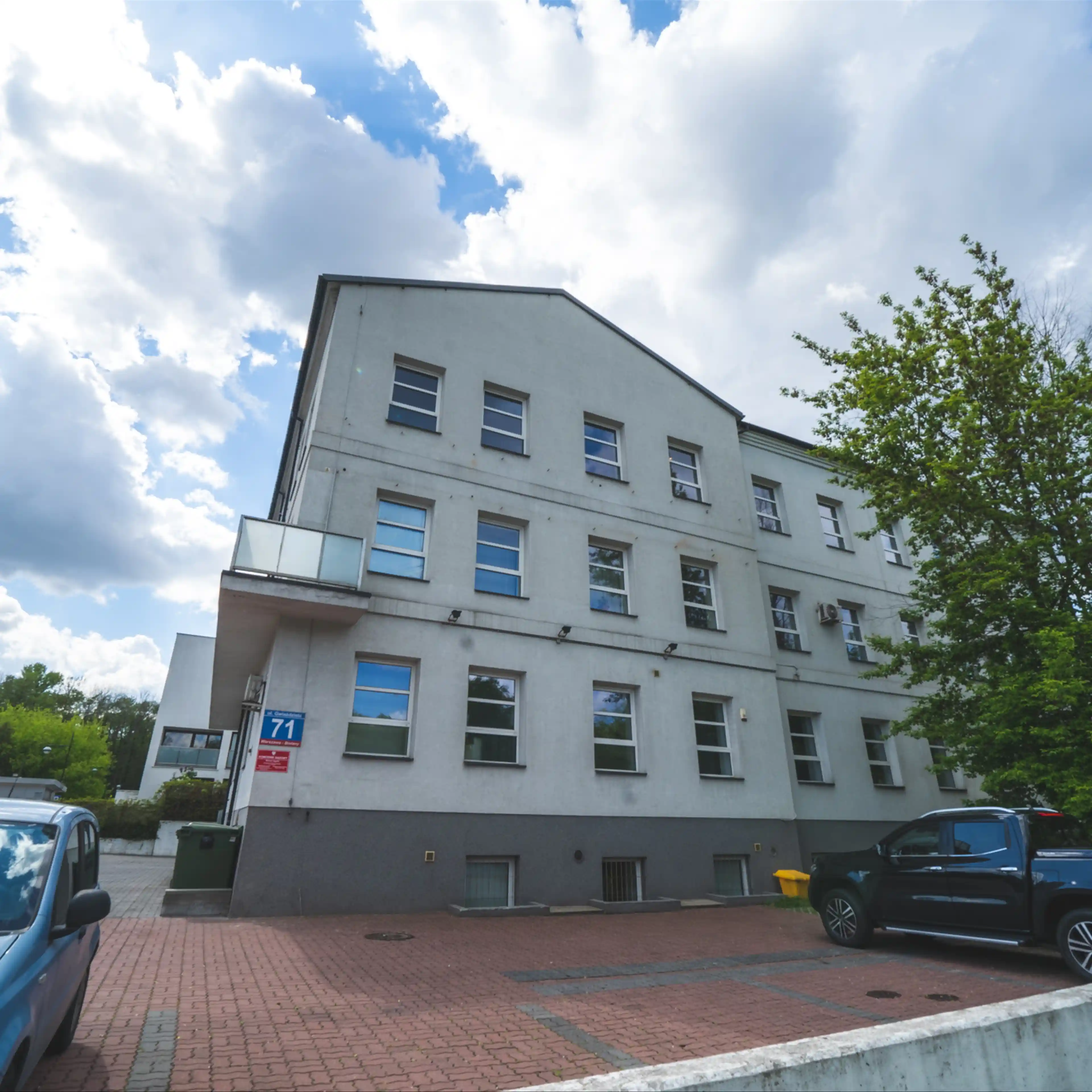 Solaris, Gwiaździsta 71, Warszawa, Żoliborz