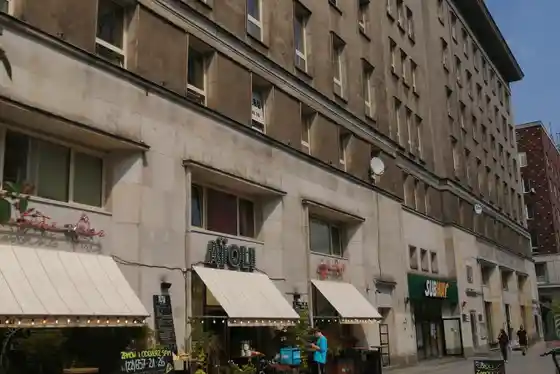 Świętokrzyska 18, Świętokrzyska 18, Warszawa, Centrum