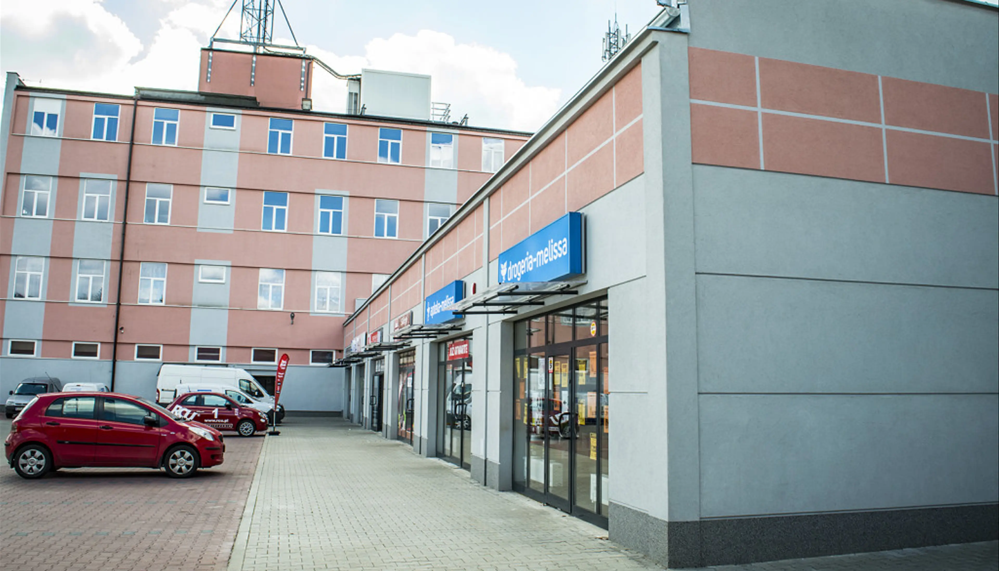 Świtezianki 16, Świtezianki 16, Łódź, Bałuty