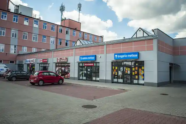 Świtezianki 16, Świtezianki 16, Łódź, Bałuty