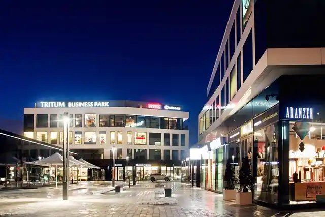 TRITUM BUSINESS PARK - biura serwisowane, Aleja Zwycięstwa 241, Gdynia