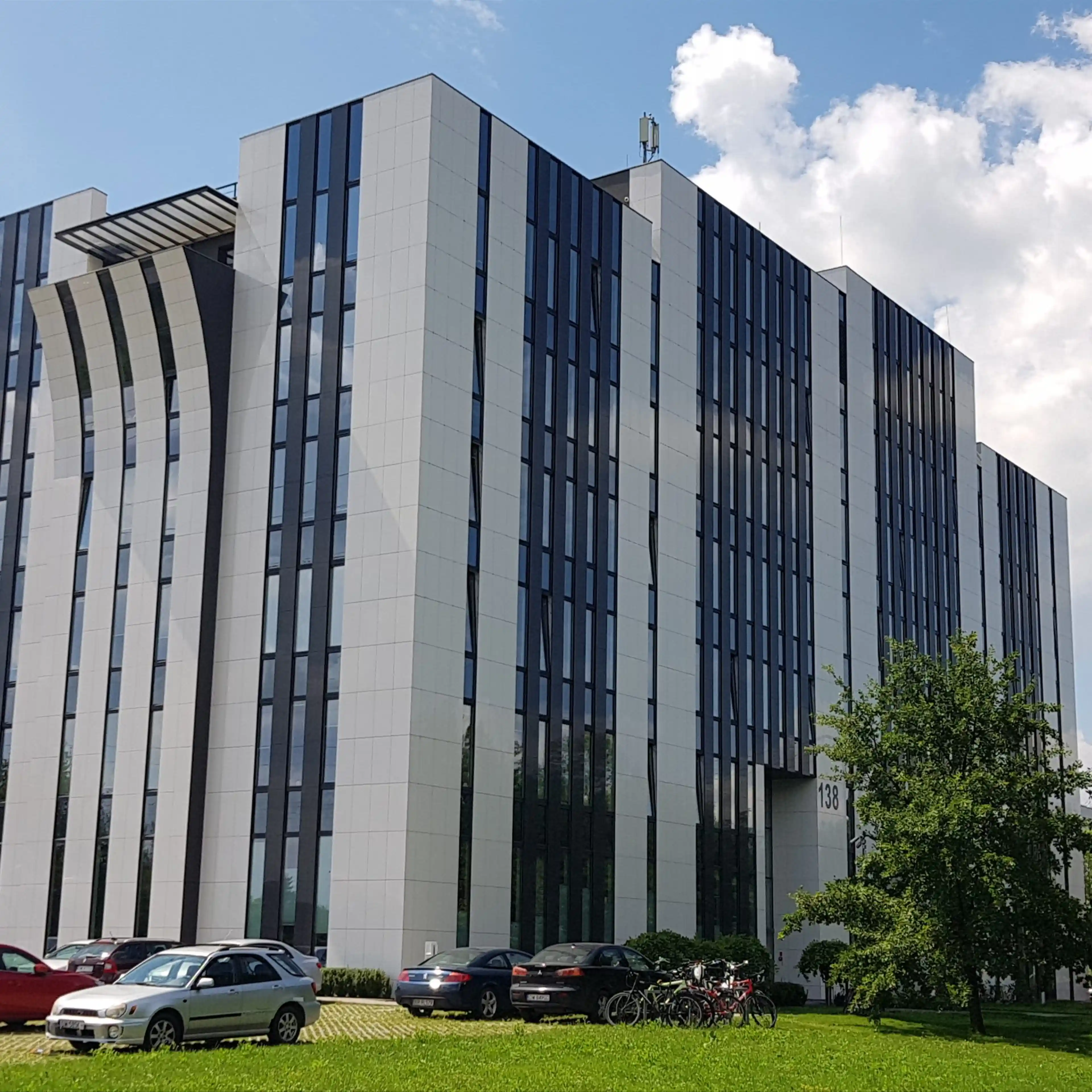 West Business Center - Ultranet, Strzegomska 138, Wrocław, Fabryczna