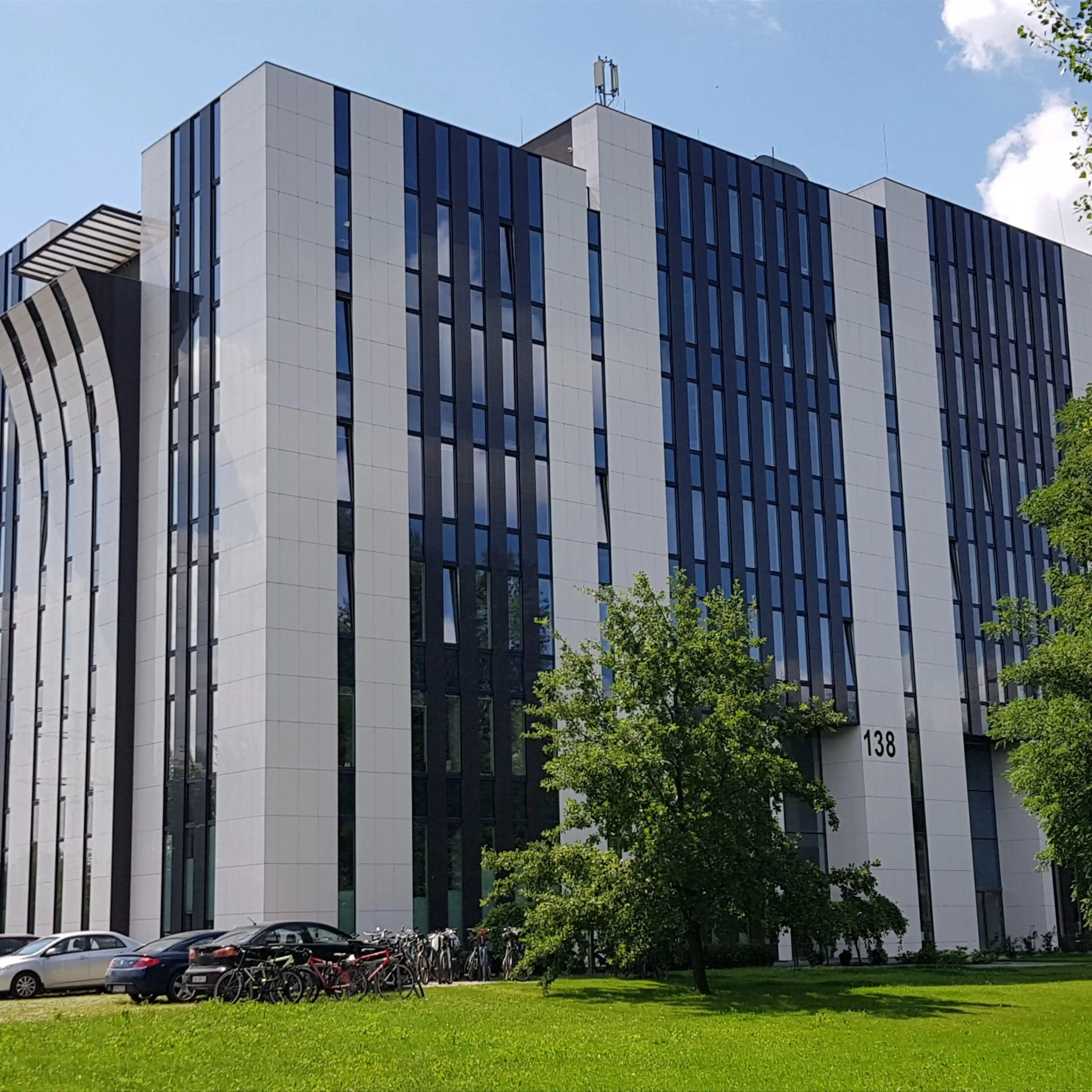 West Business Center - Ultranet, Strzegomska 138, Wrocław, Fabryczna