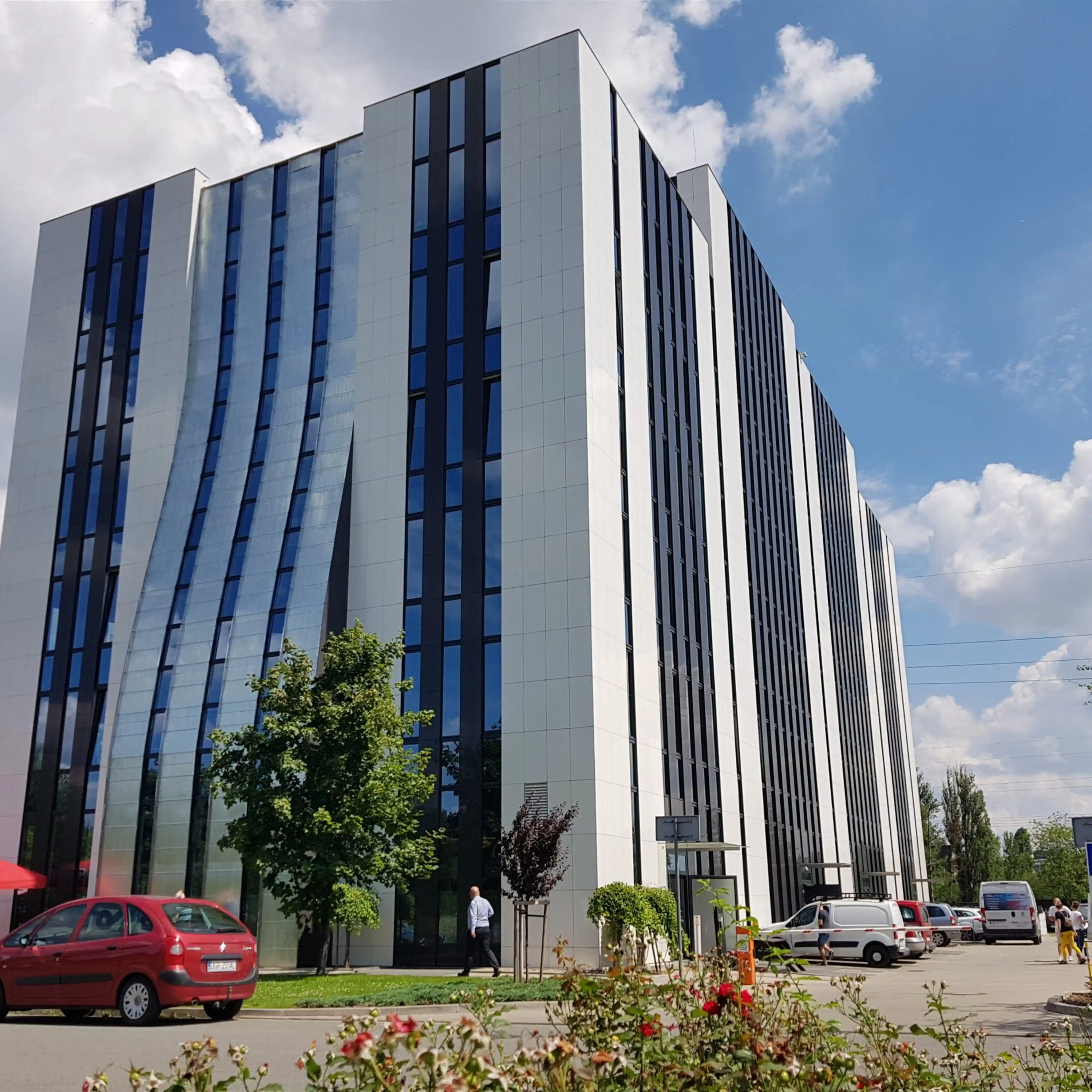 West Business Center - Ultranet, Strzegomska 138, Wrocław, Fabryczna