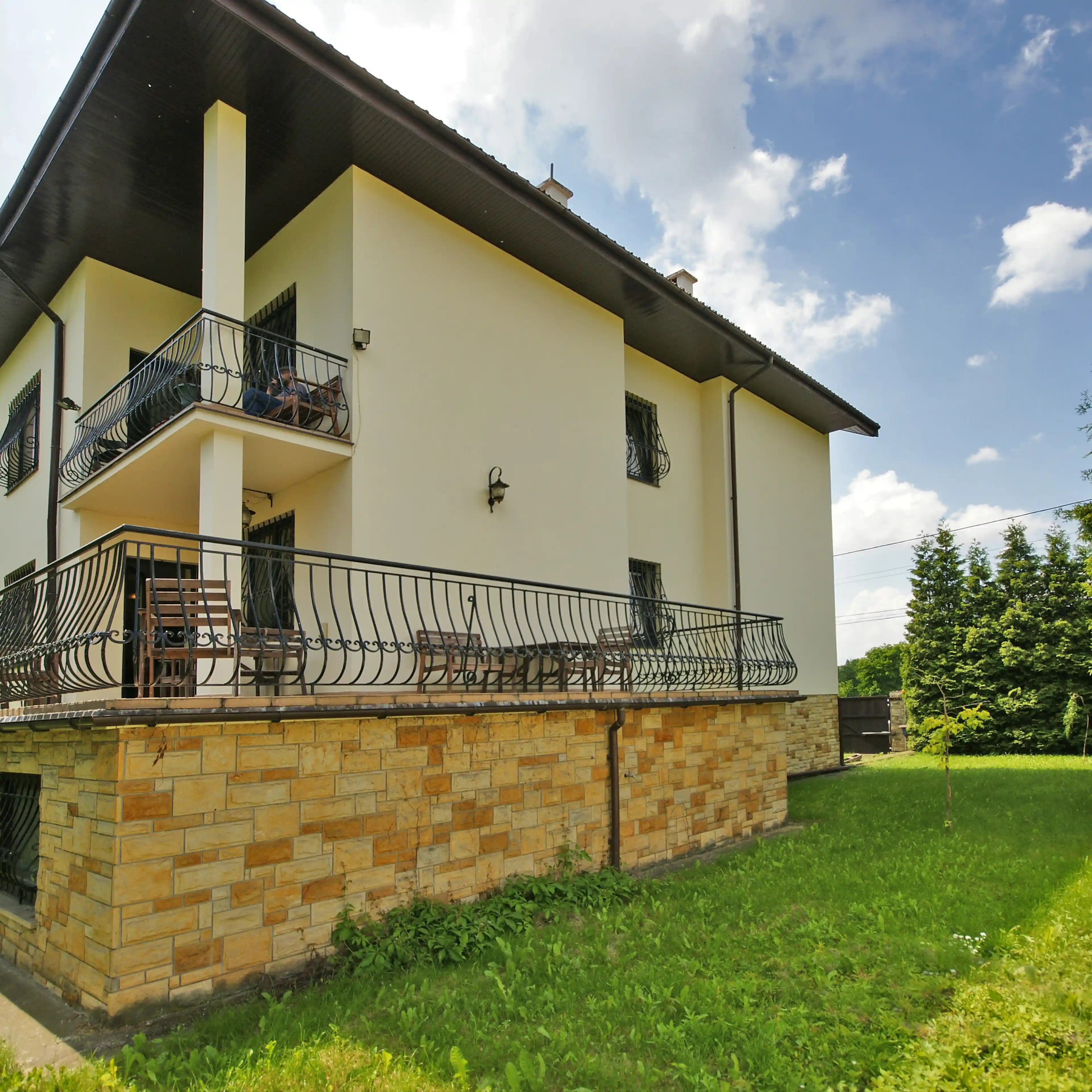 Usypiskowa 12, Usypiskowa 12, Warszawa, Ochota i Włochy