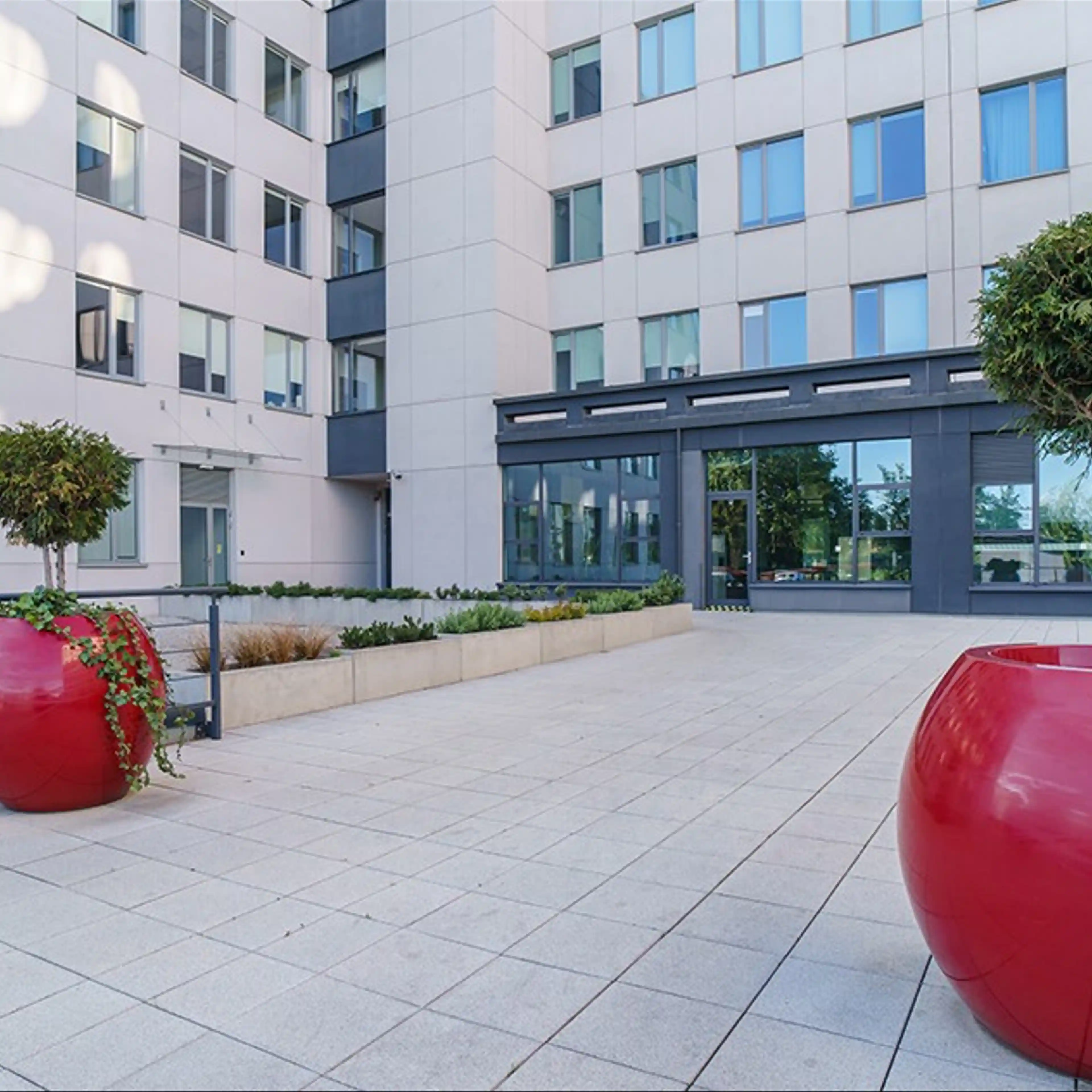 West Forum B / West House 1B, Strzegomska 142 A, Wrocław, Fabryczna