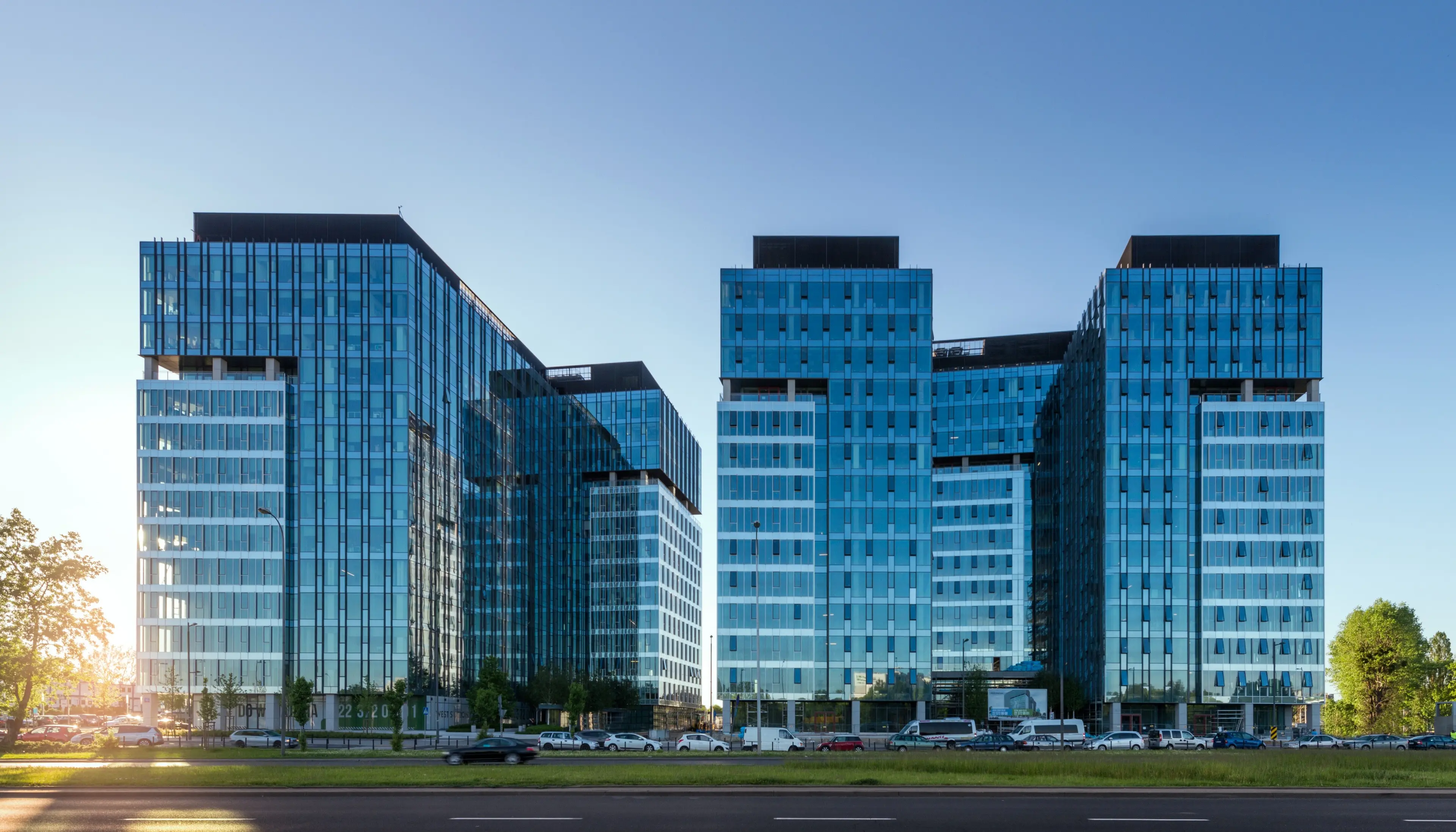 West Station II - Biura Serwisowane, Al. Jerozolimskie 142B, Warsaw, Ochota i Włochy