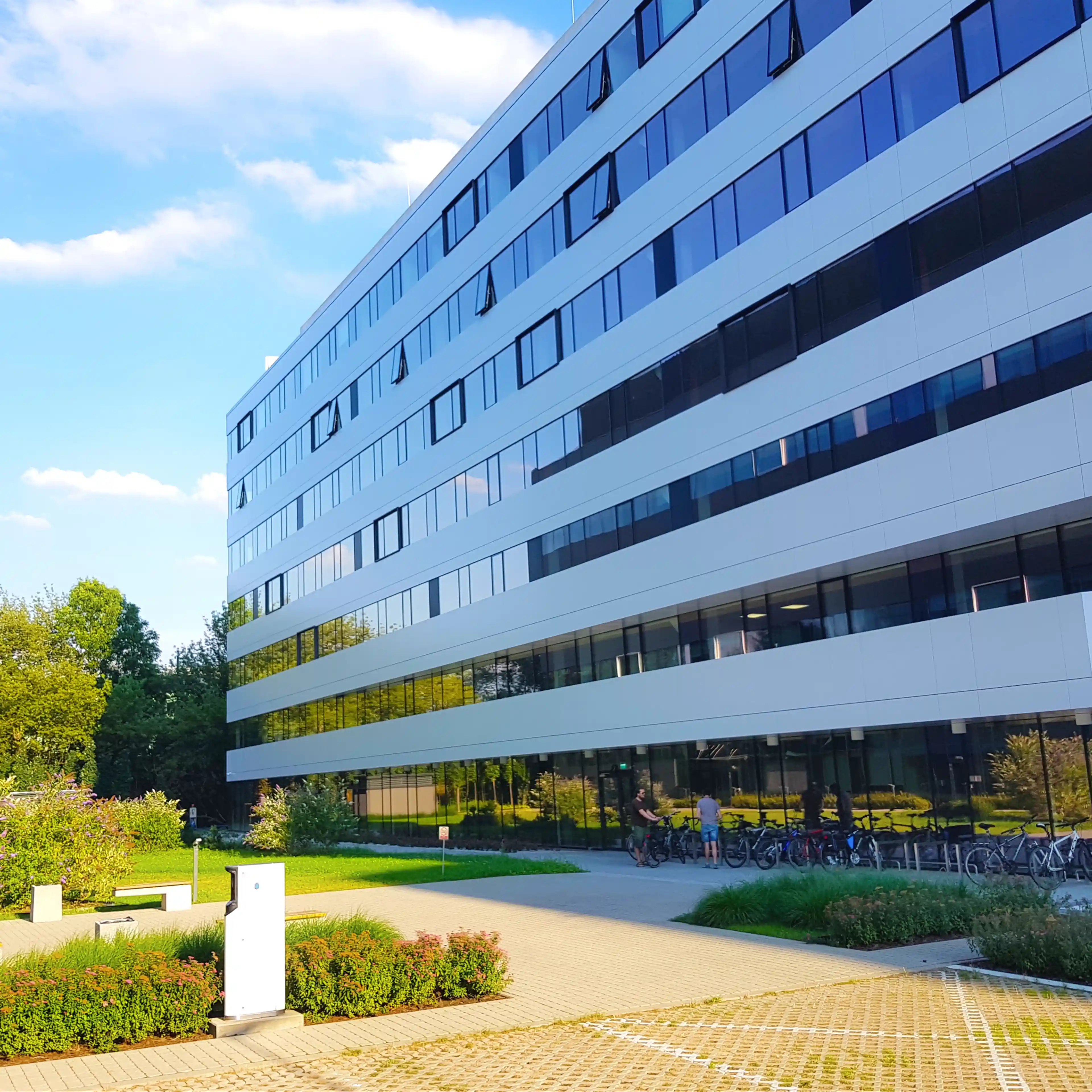 Zabłocie Business Park B, Zabłocie 43B, Kraków, Południe