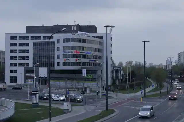 Centrum Biurowe Ostrobramska 101A, Ostrobramska 101 A, Warszawa, Praga