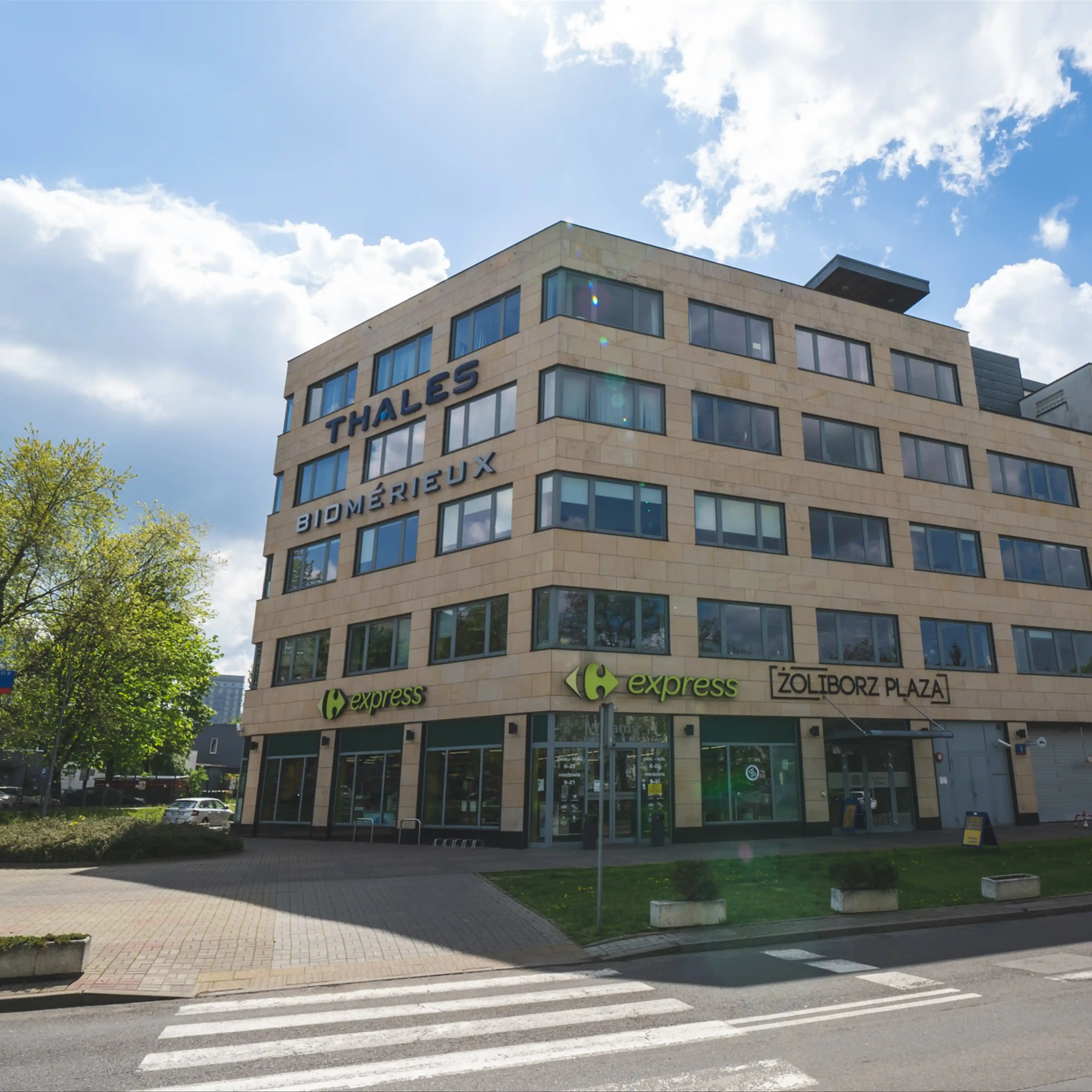 Żoliborz Plaza, Gen. Zajączka 9, Warsaw, Żoliborz