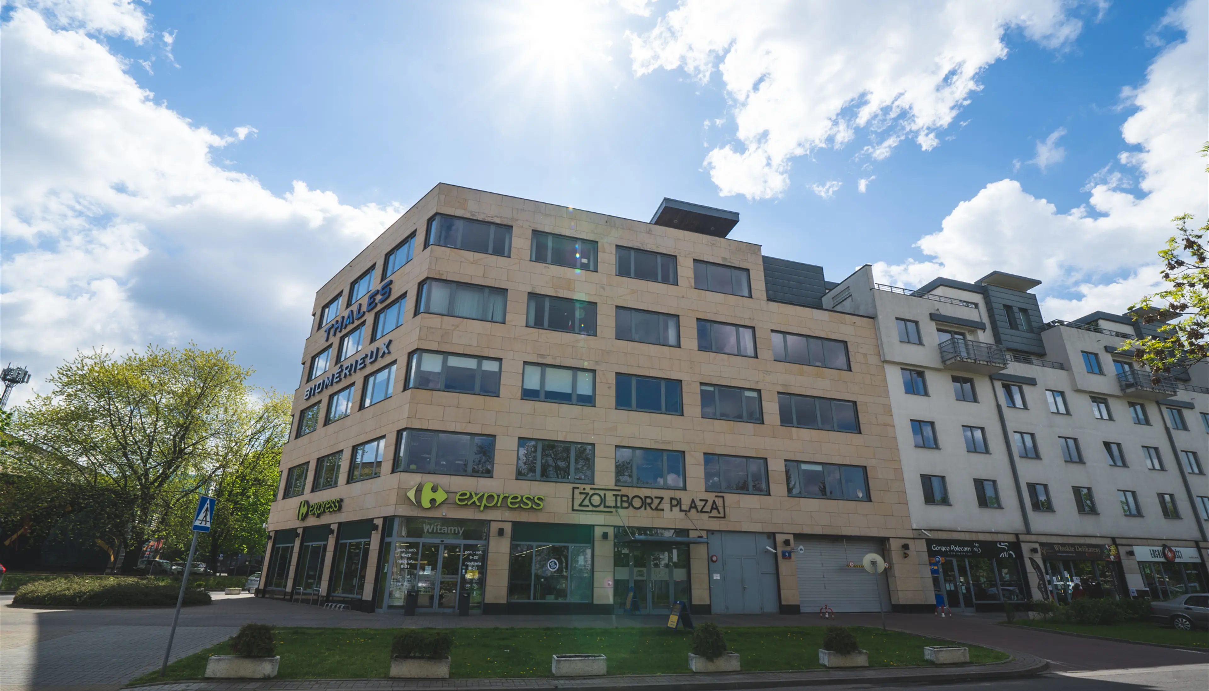 Żoliborz Plaza, Gen. Zajączka 9, Warsaw, Żoliborz