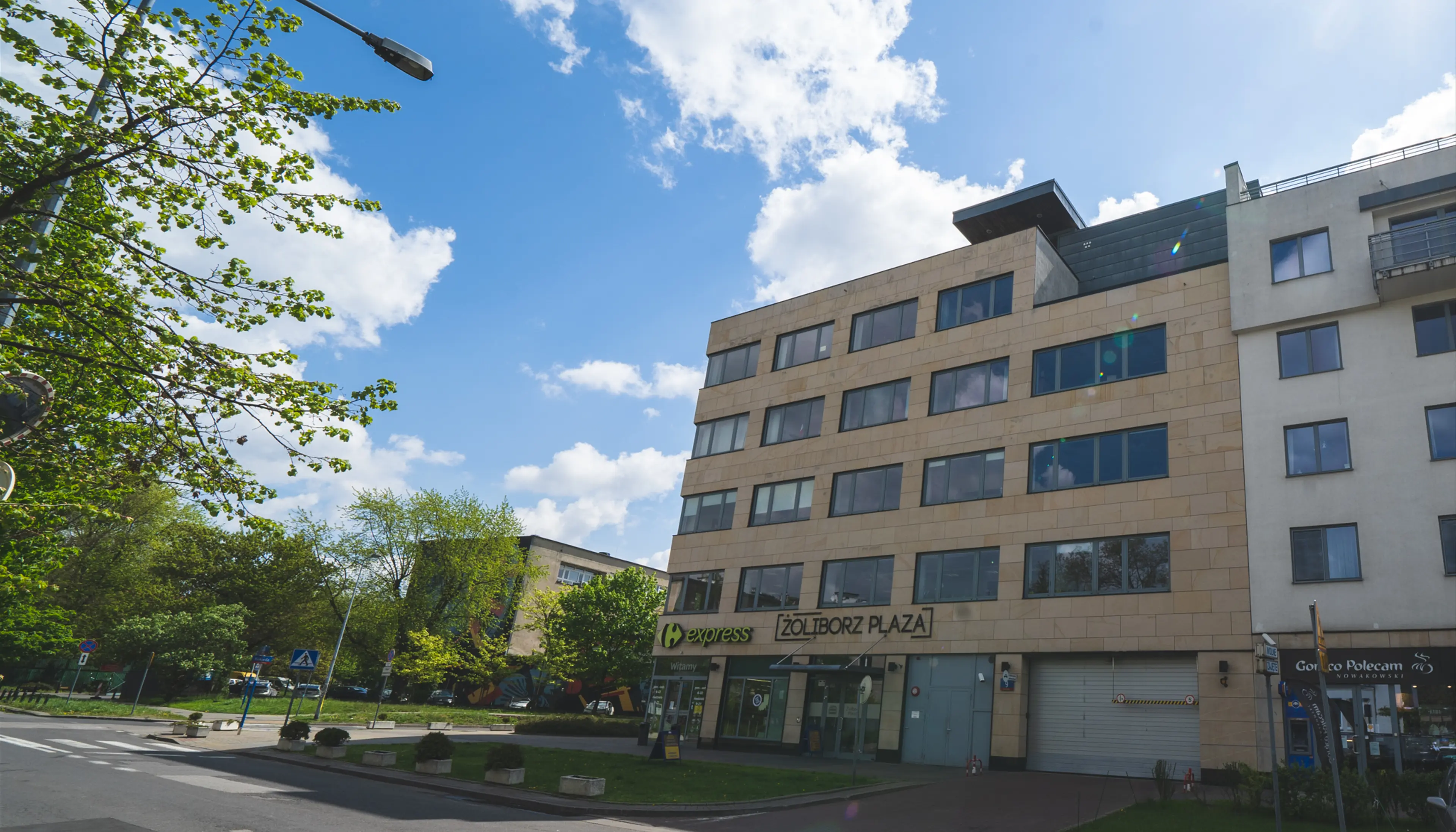 Żoliborz Plaza, Gen. Zajączka 9, Warsaw, Żoliborz