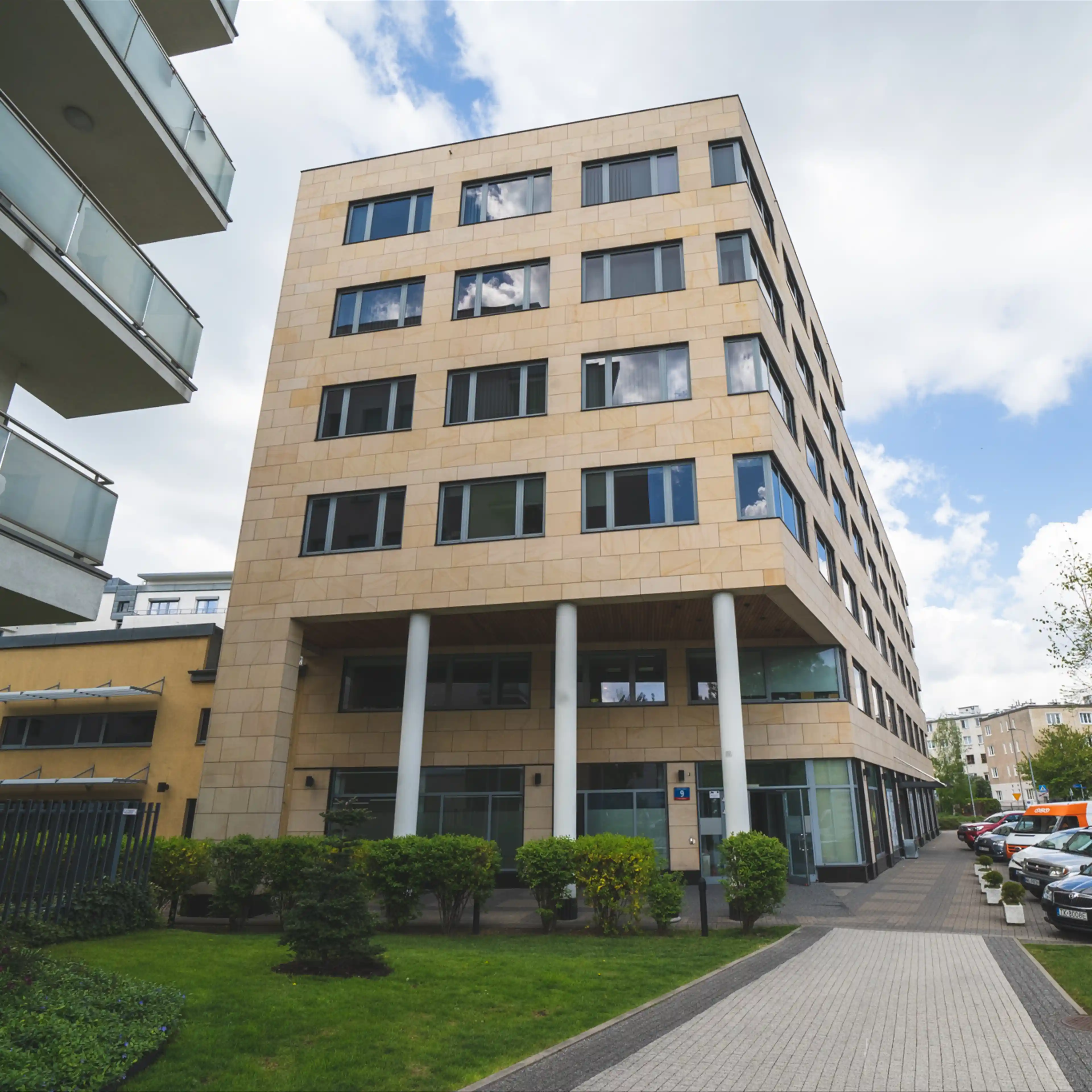 Żoliborz Plaza, Gen. Zajączka 9, Warsaw, Żoliborz