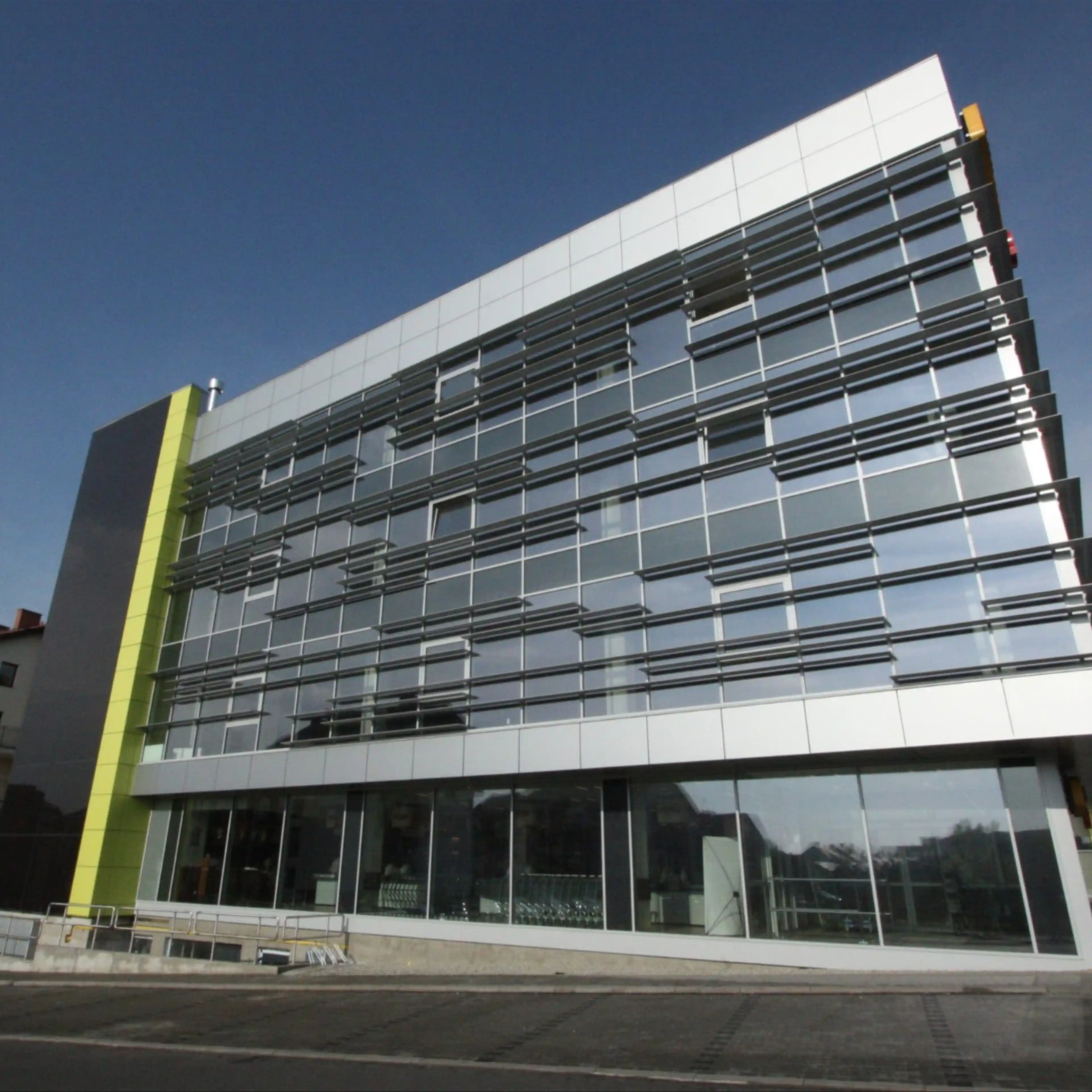 Brynów Center I, Gawronów 4, Katowice, Brynów