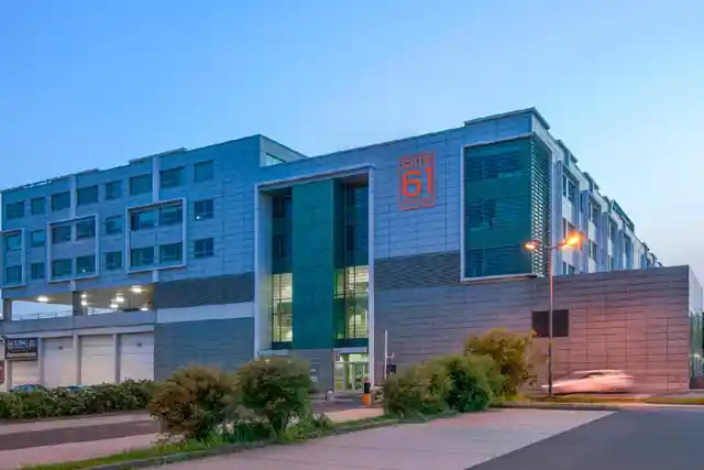 Gate 61, Krakowska 61, Warszawa, Ochota i Włochy