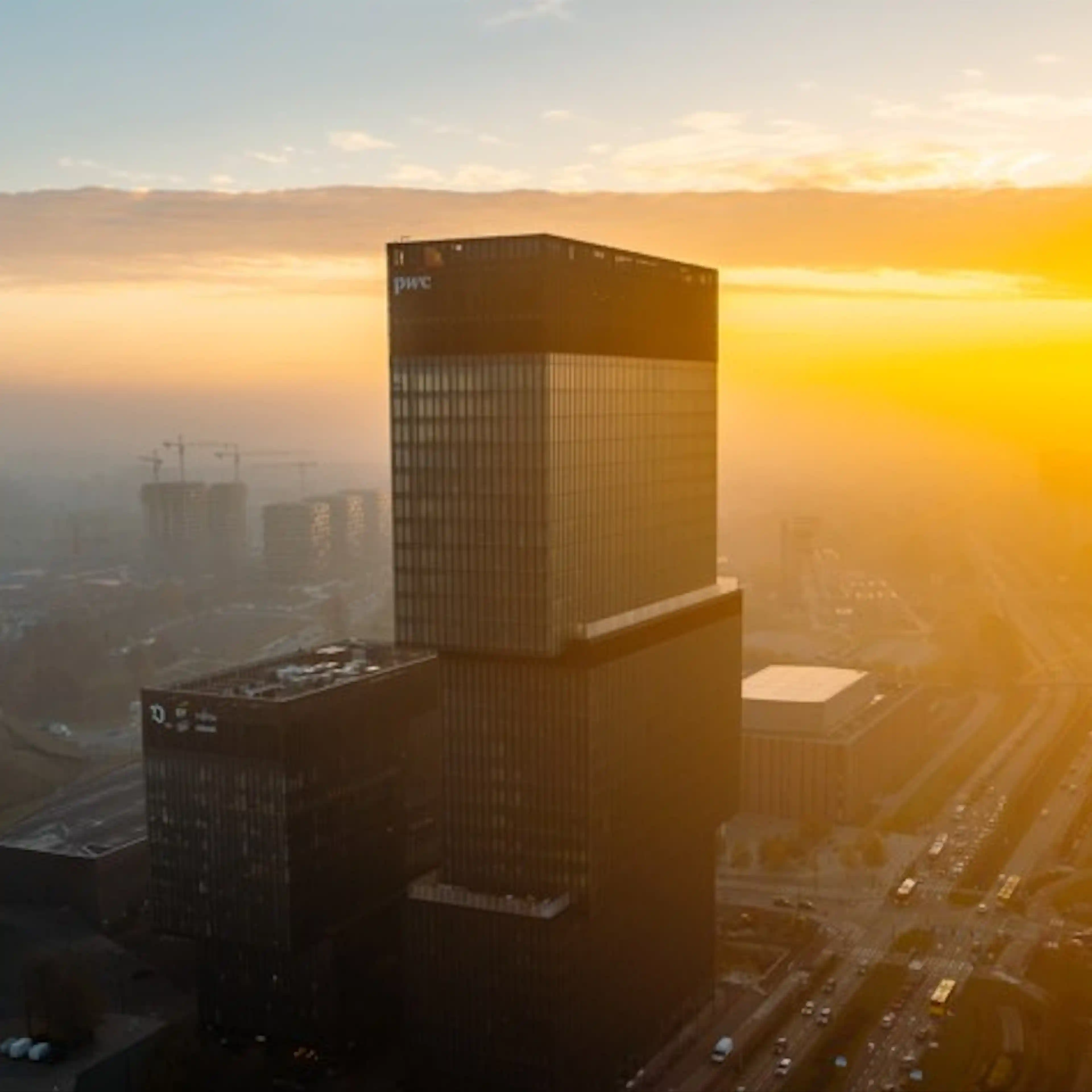 .KTW I - biura serwisowane, Roździeńskiego 1A, Katowice, Bogucice